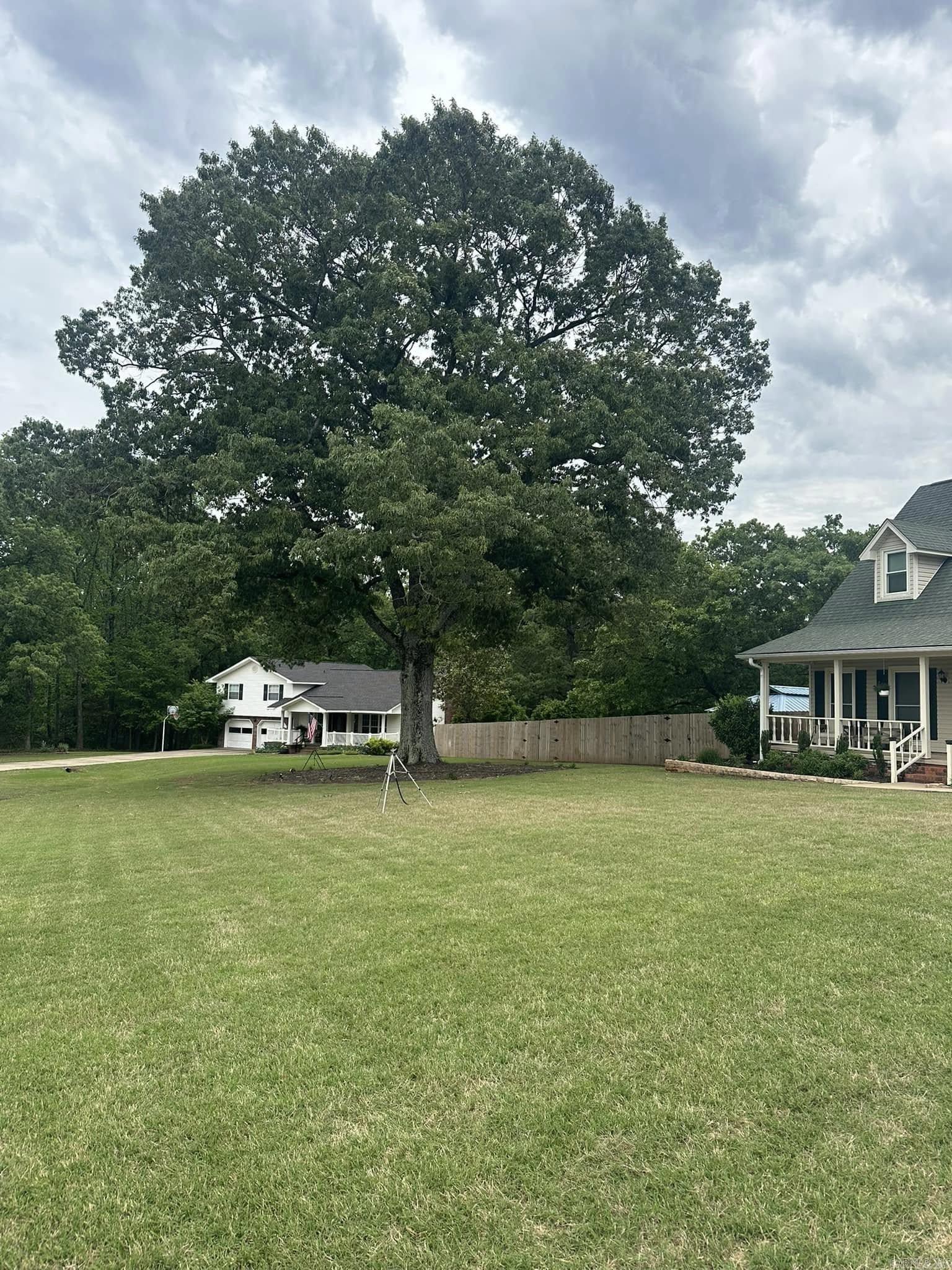 COUNTRY WEST - Residential