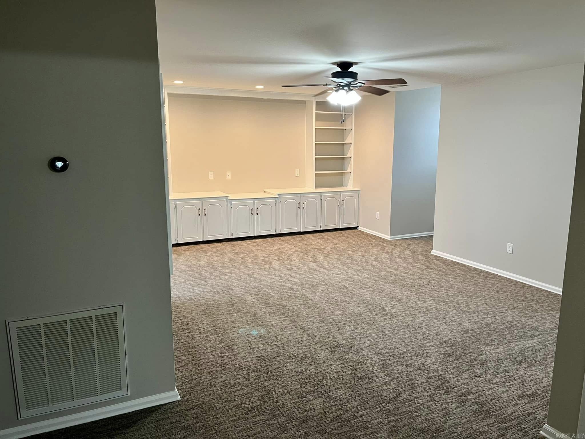 COUNTRY WEST - Residential