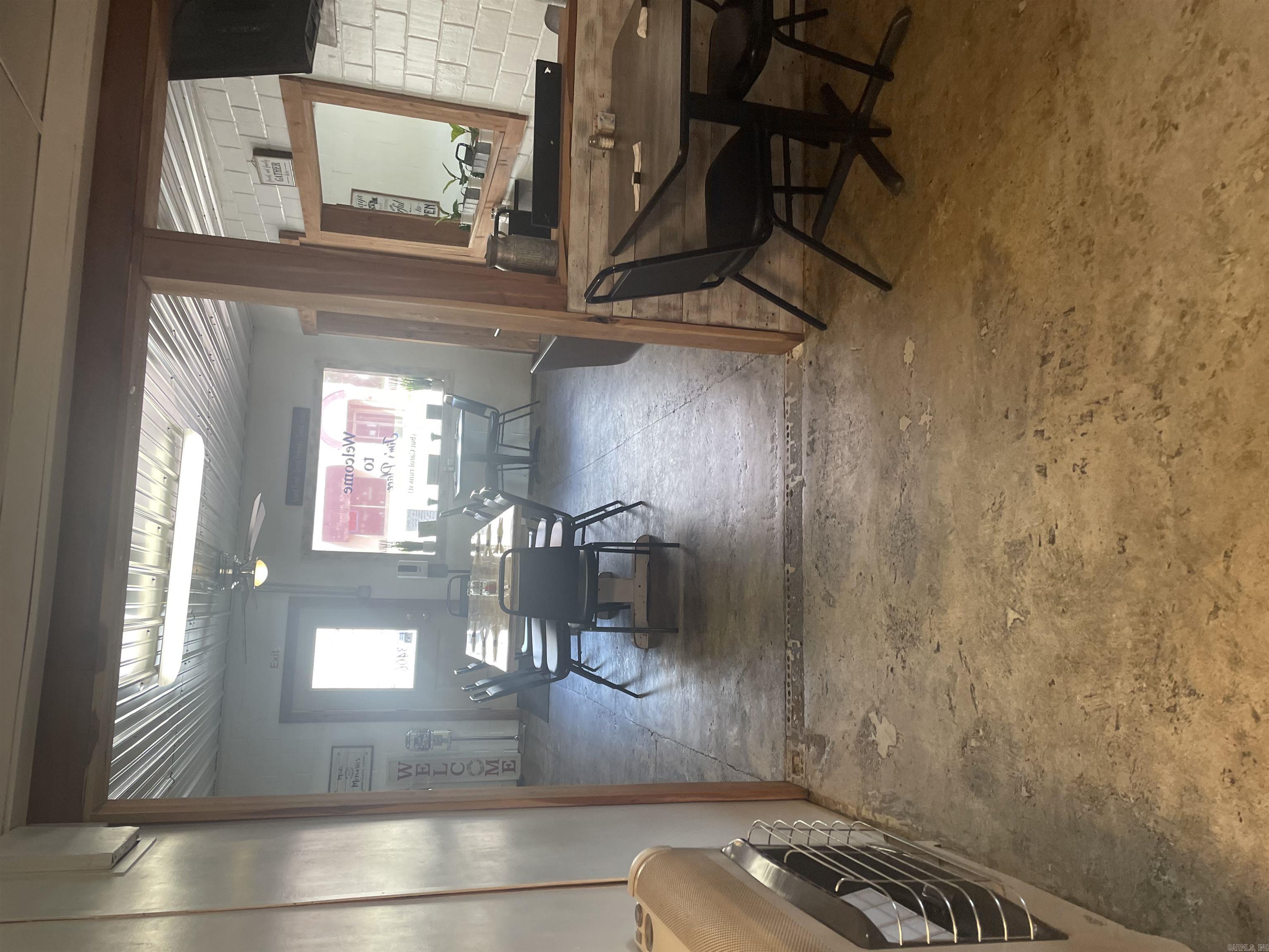 13-17-4 - Commercial Sale