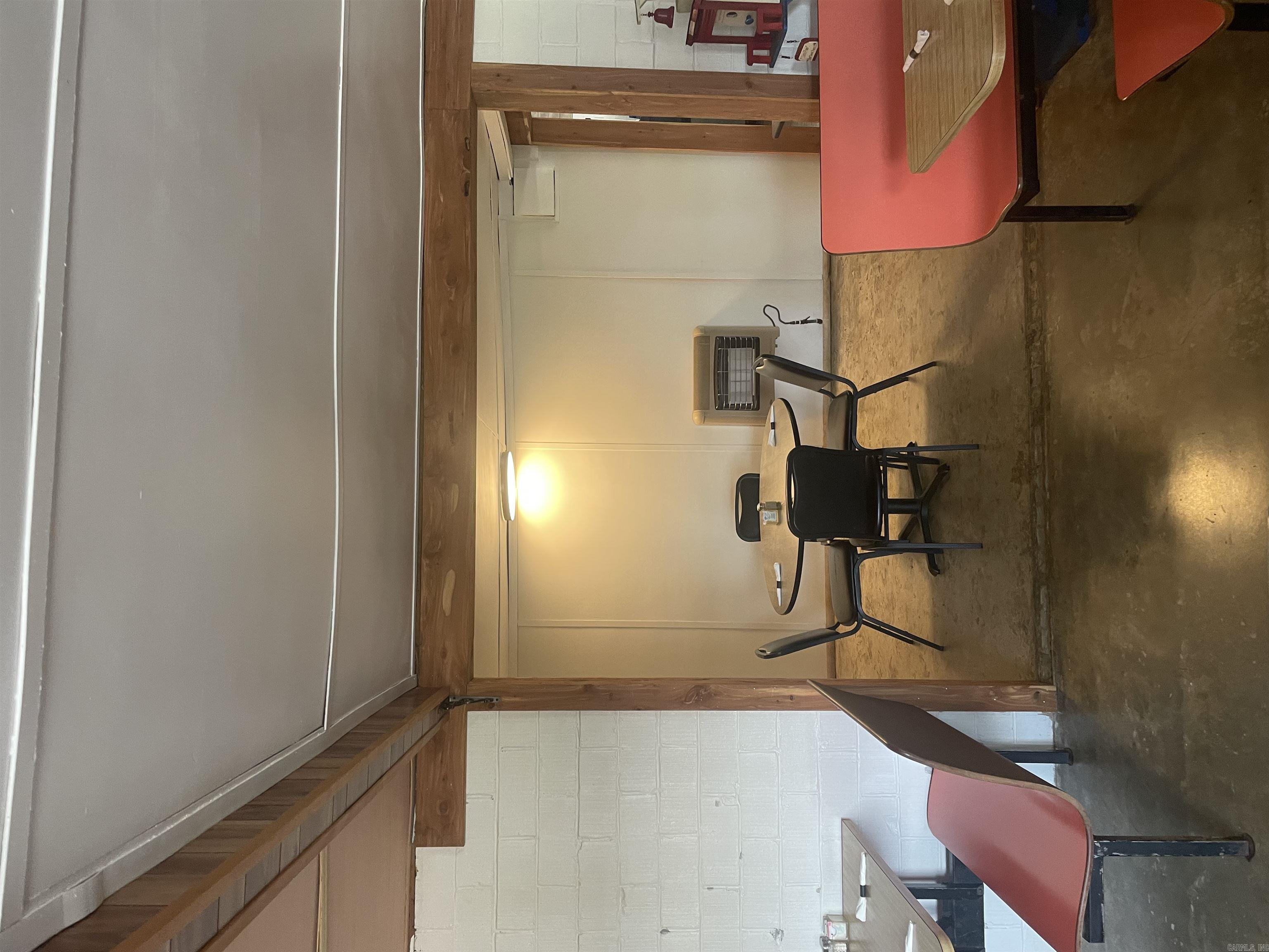 13-17-4 - Commercial Sale