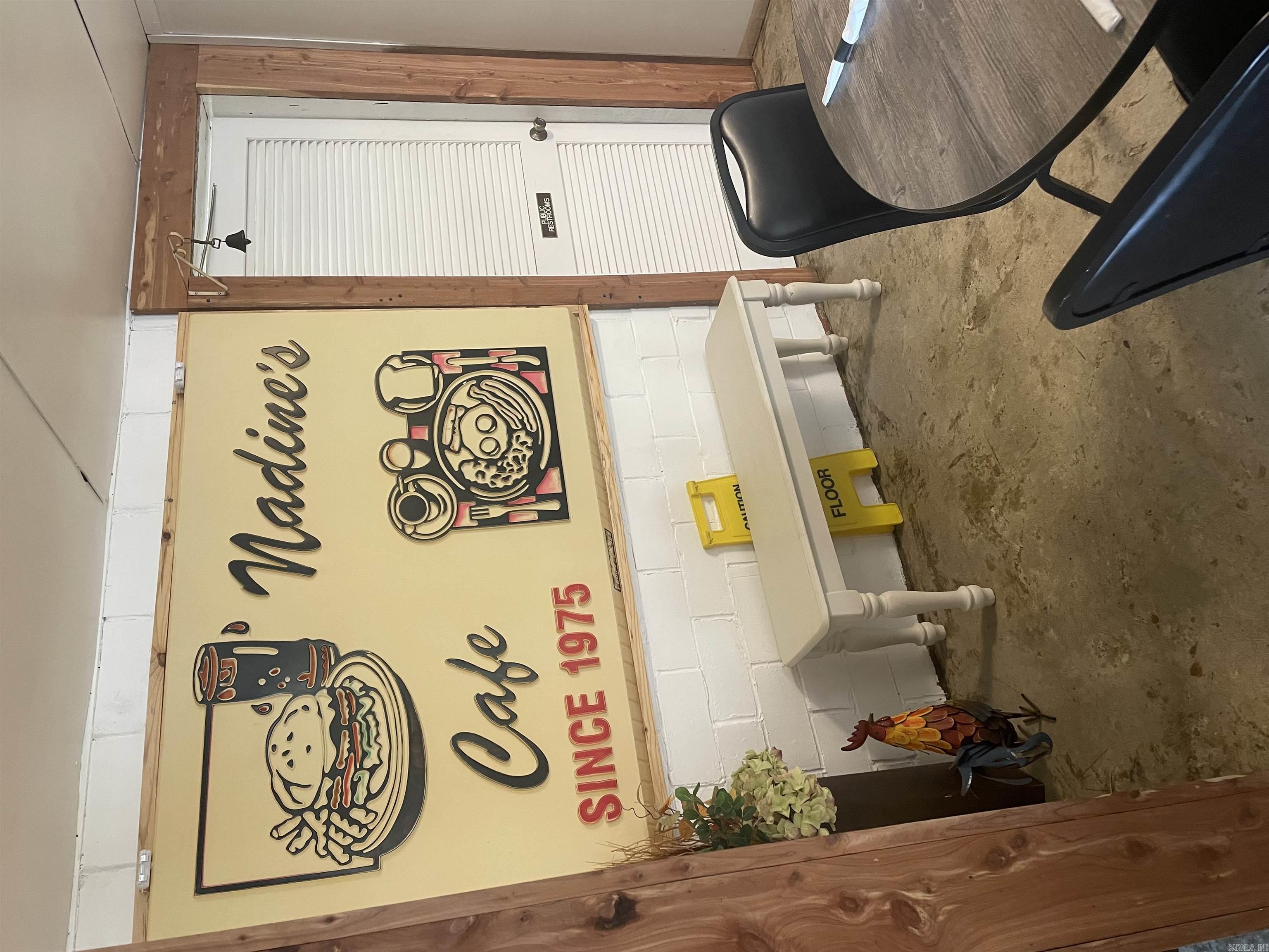 13-17-4 - Commercial Sale