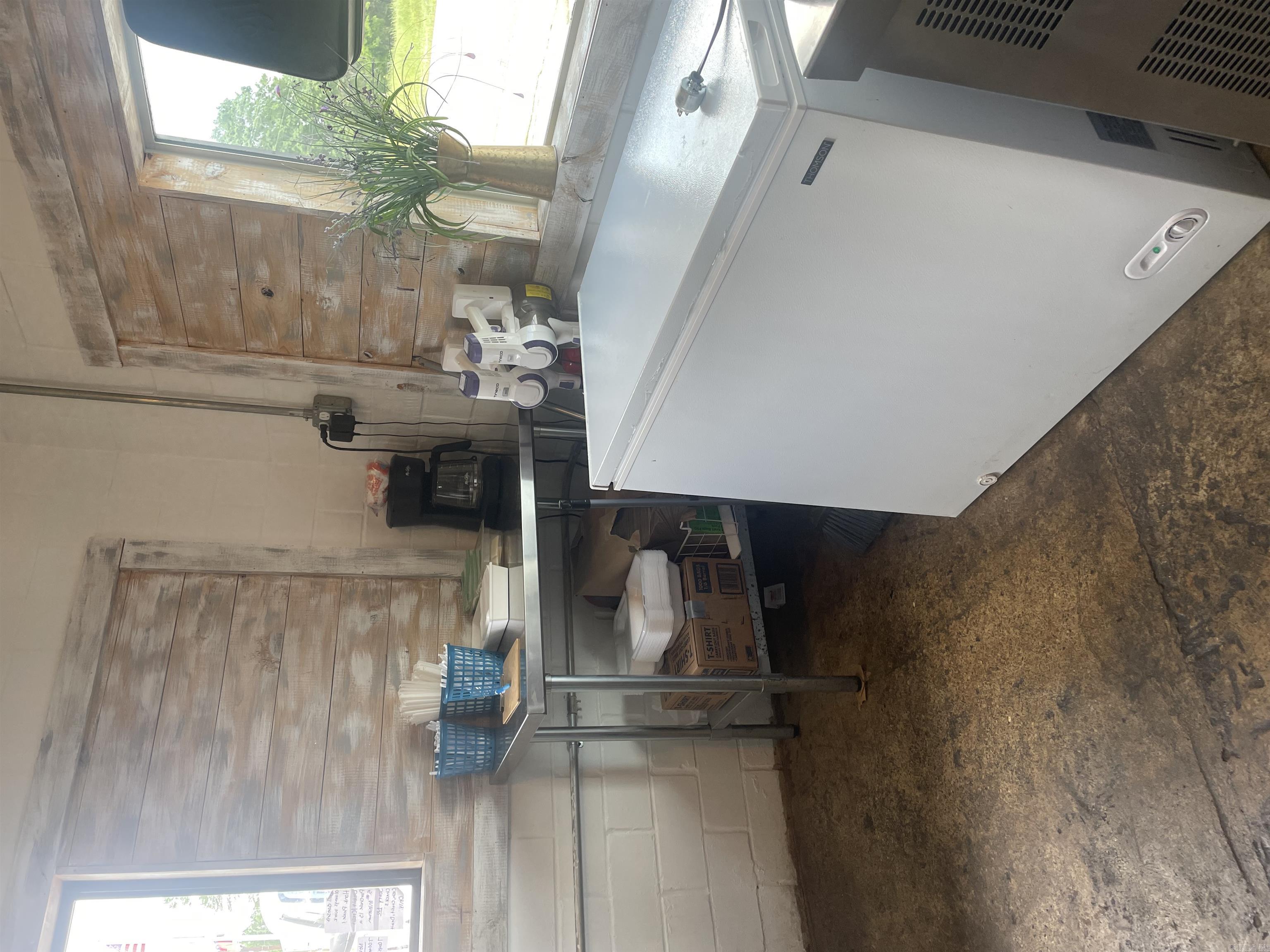 13-17-4 - Commercial Sale