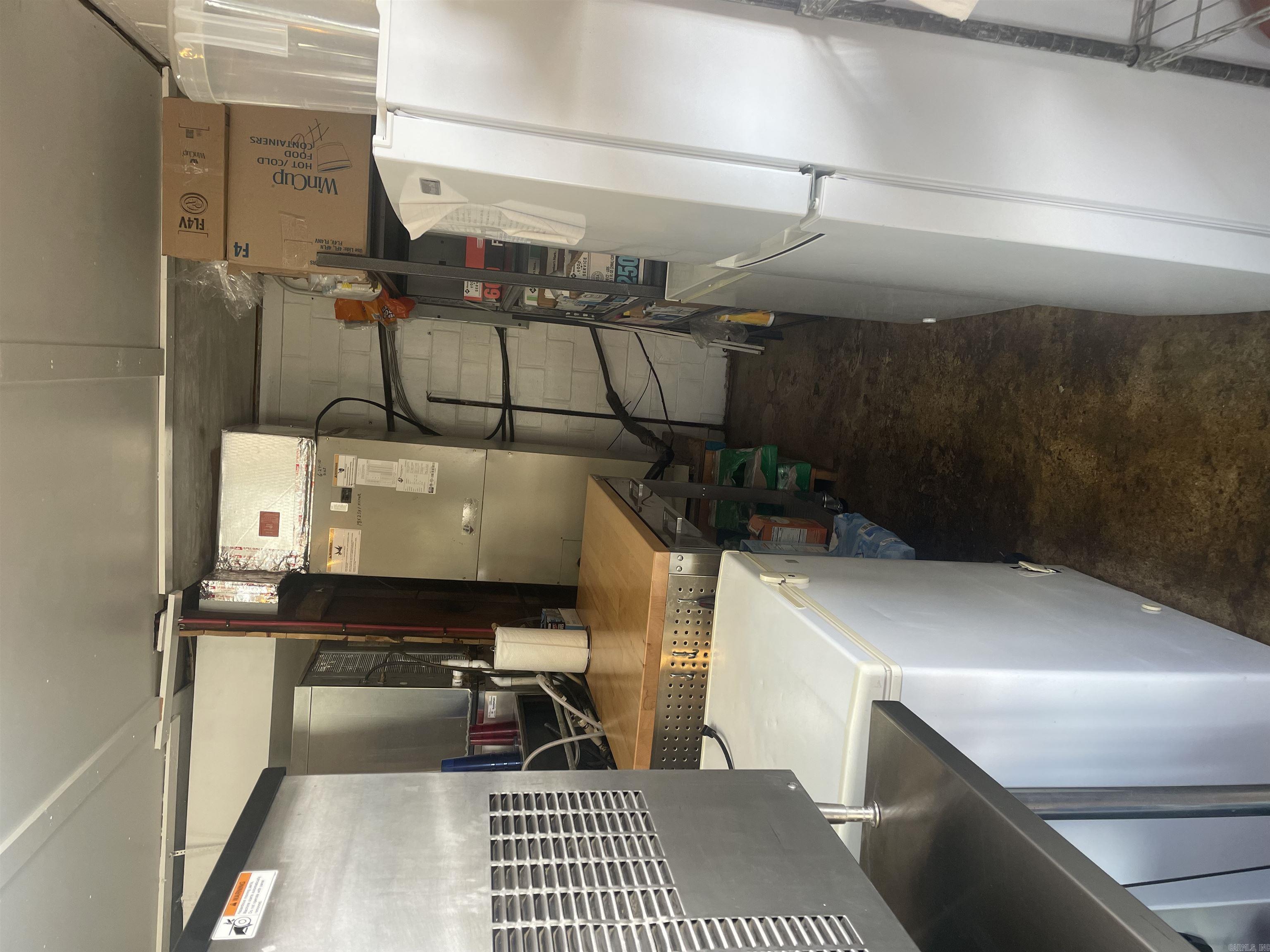 13-17-4 - Commercial Sale