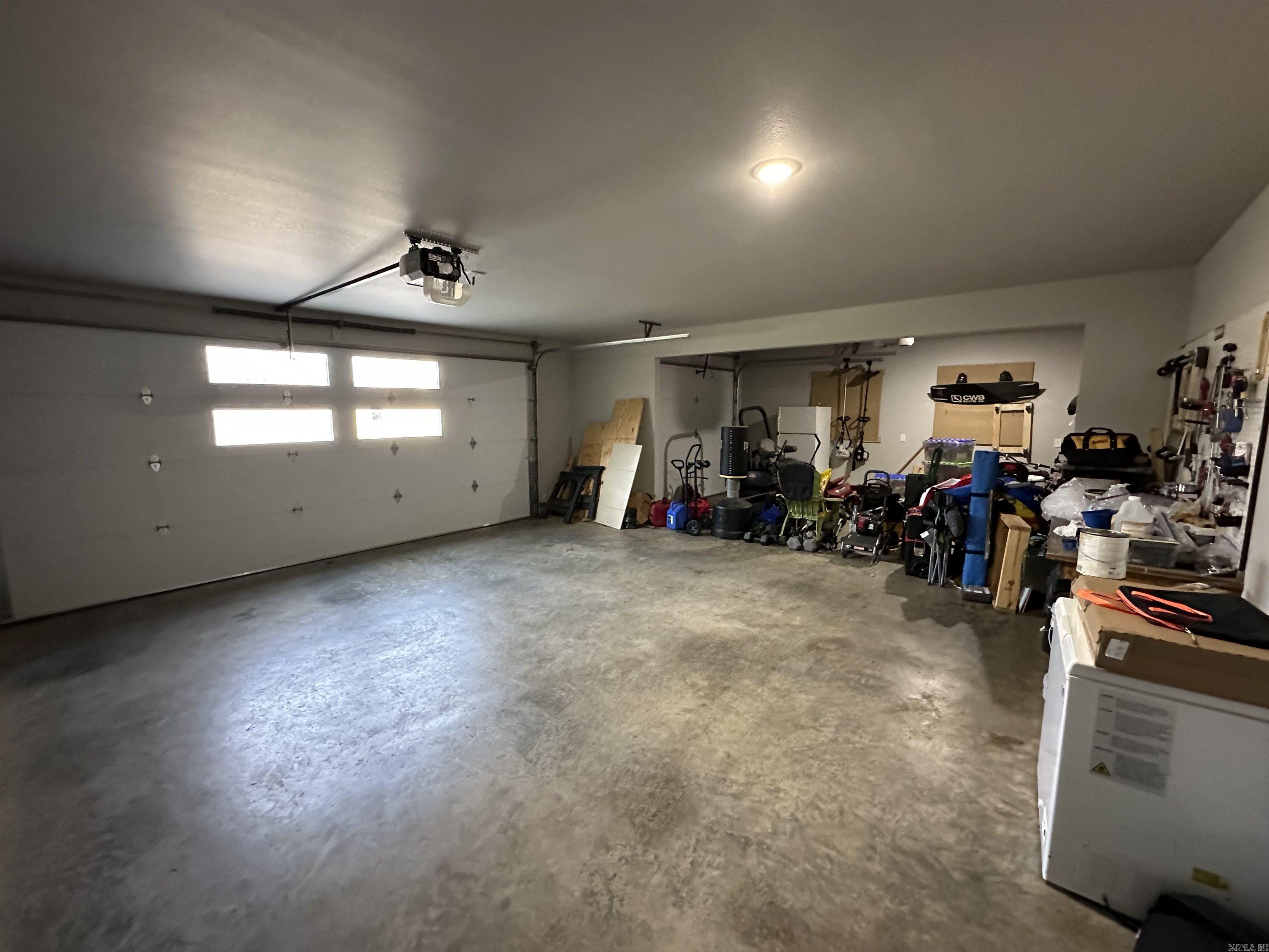 OAK TREE RIDGE SUB - Residential