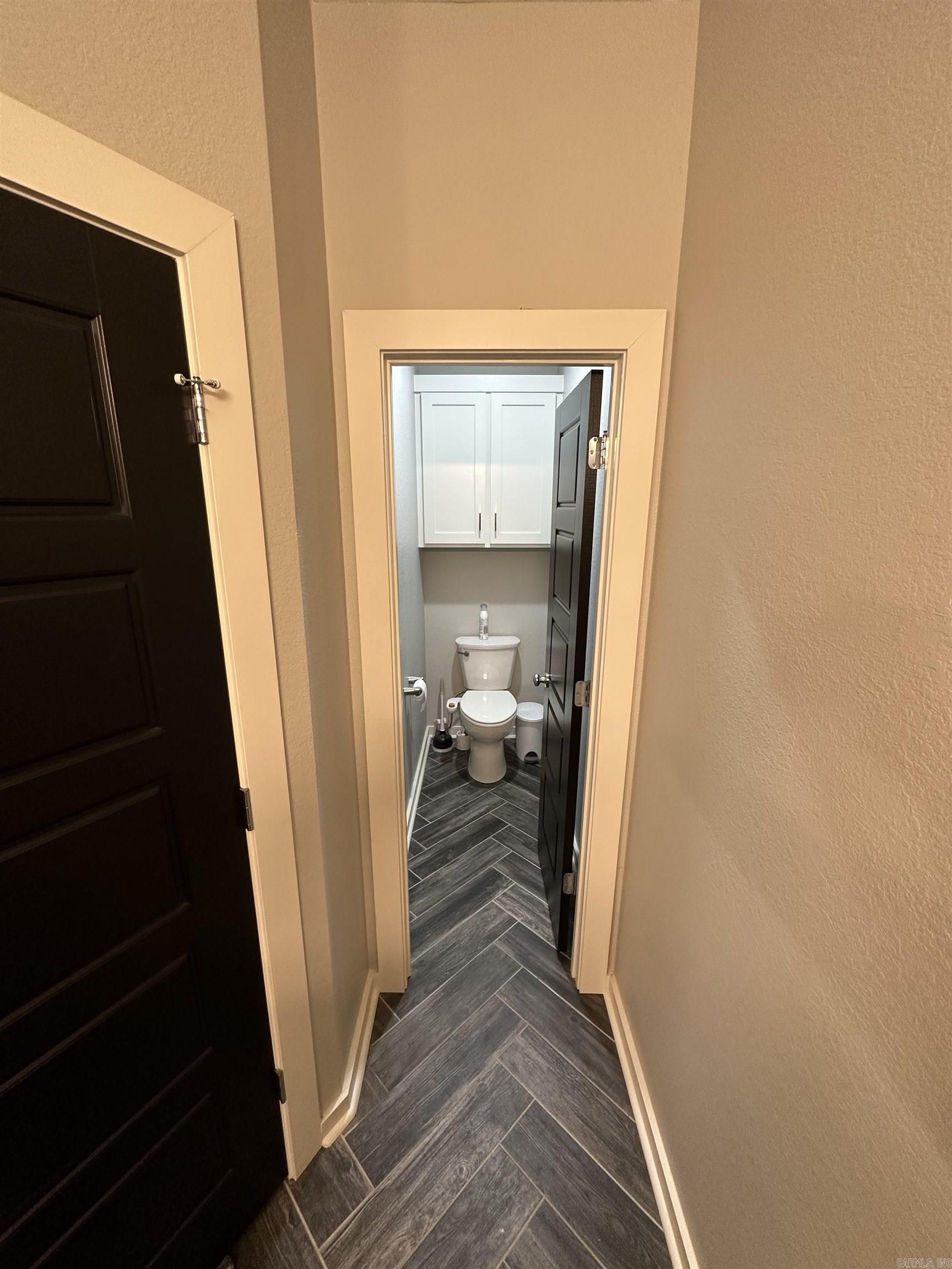 OAK TREE RIDGE SUB - Residential