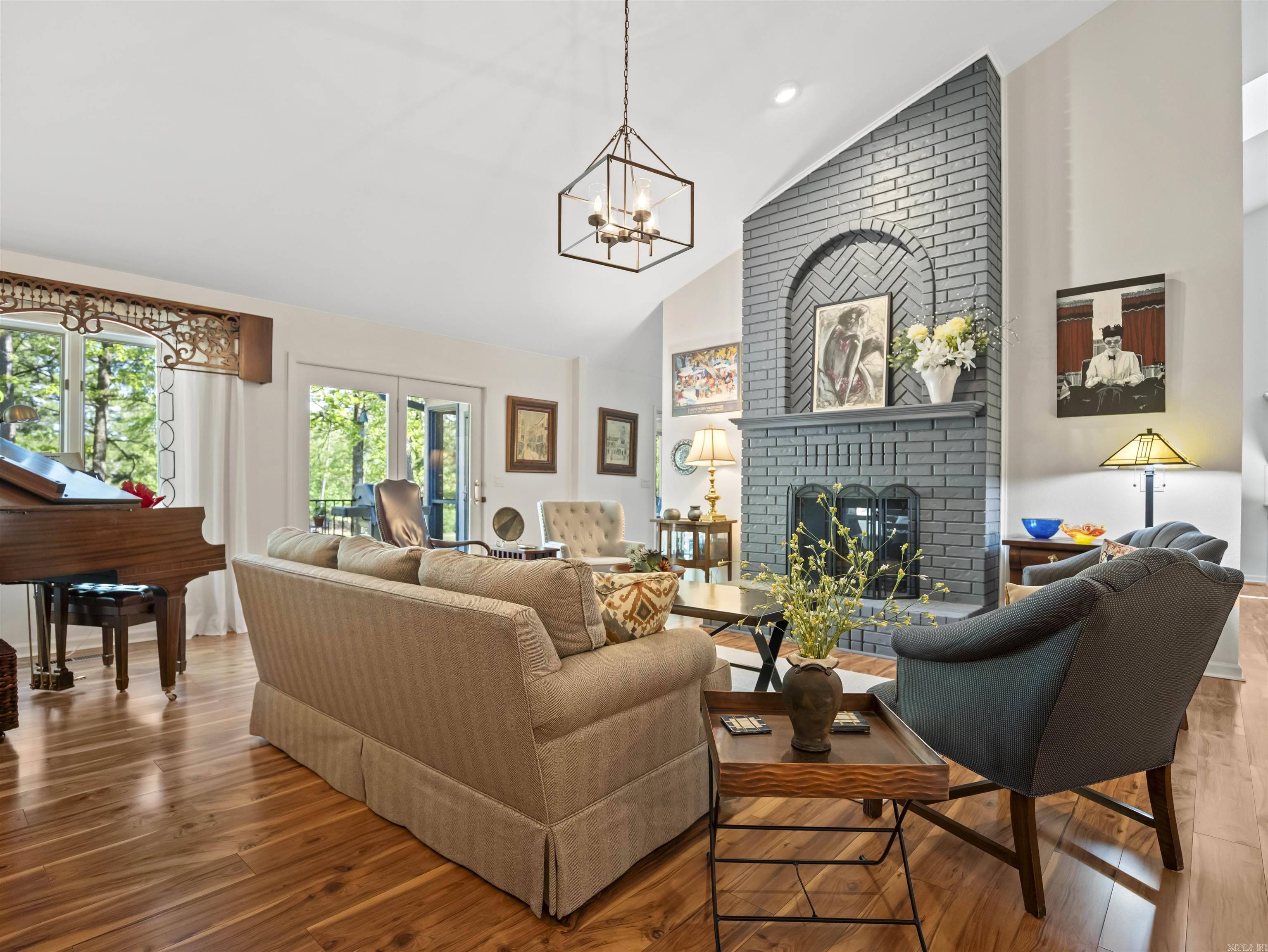 DIAMANTE VILLAS - Residential