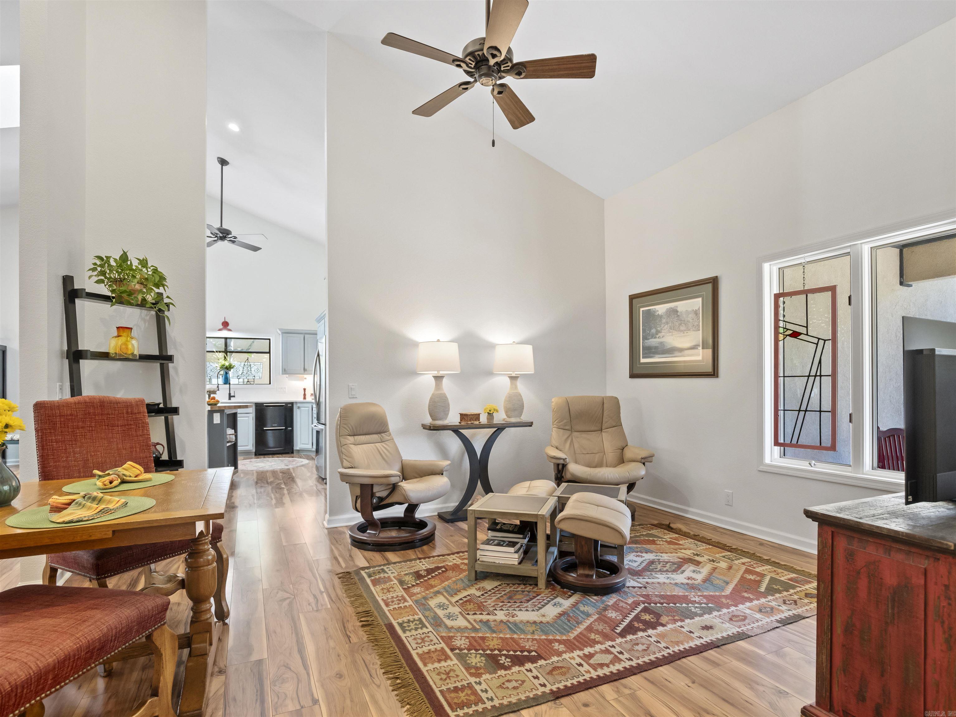 DIAMANTE VILLAS - Residential