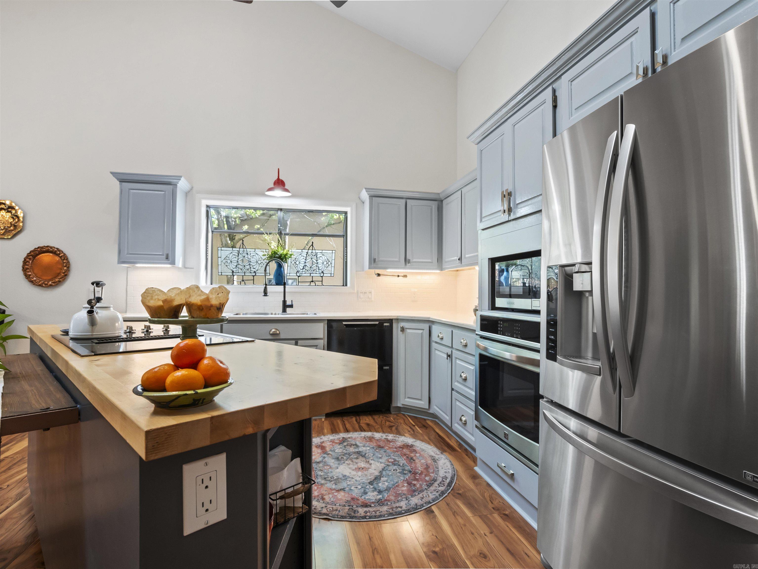 DIAMANTE VILLAS - Residential