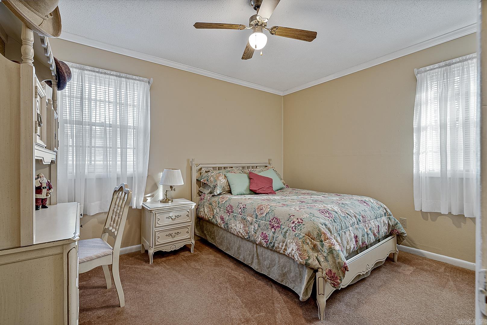 OAK HILLS ESTATES - Residential