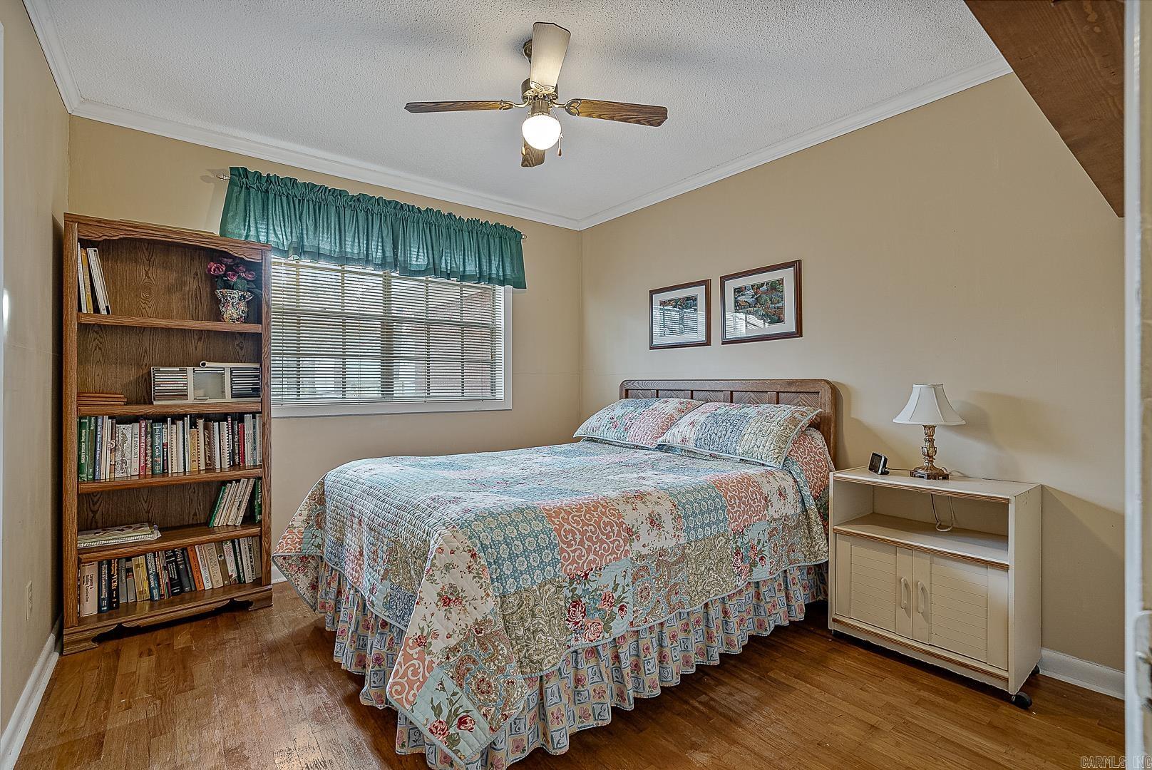 OAK HILLS ESTATES - Residential