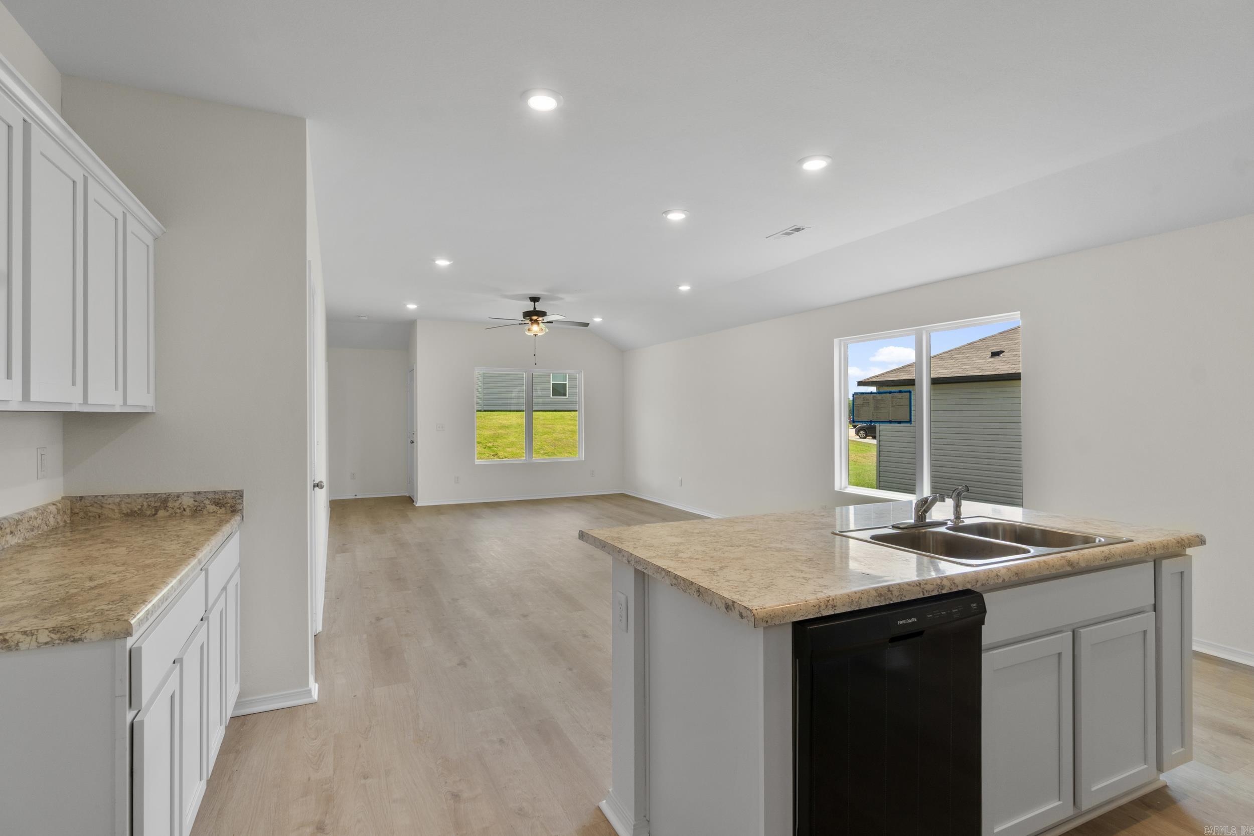 THE MEADOWS - Residential