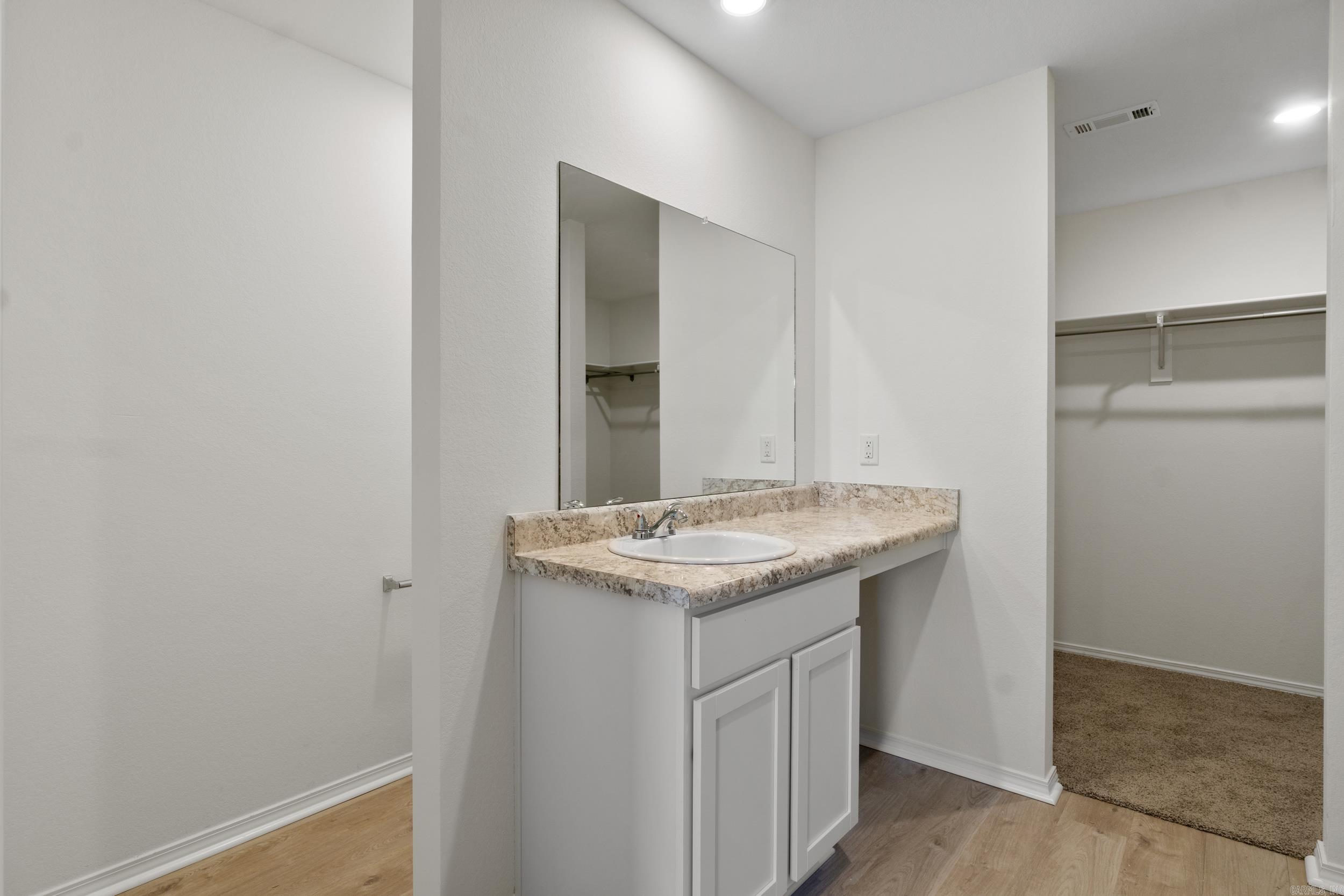 THE MEADOWS - Residential