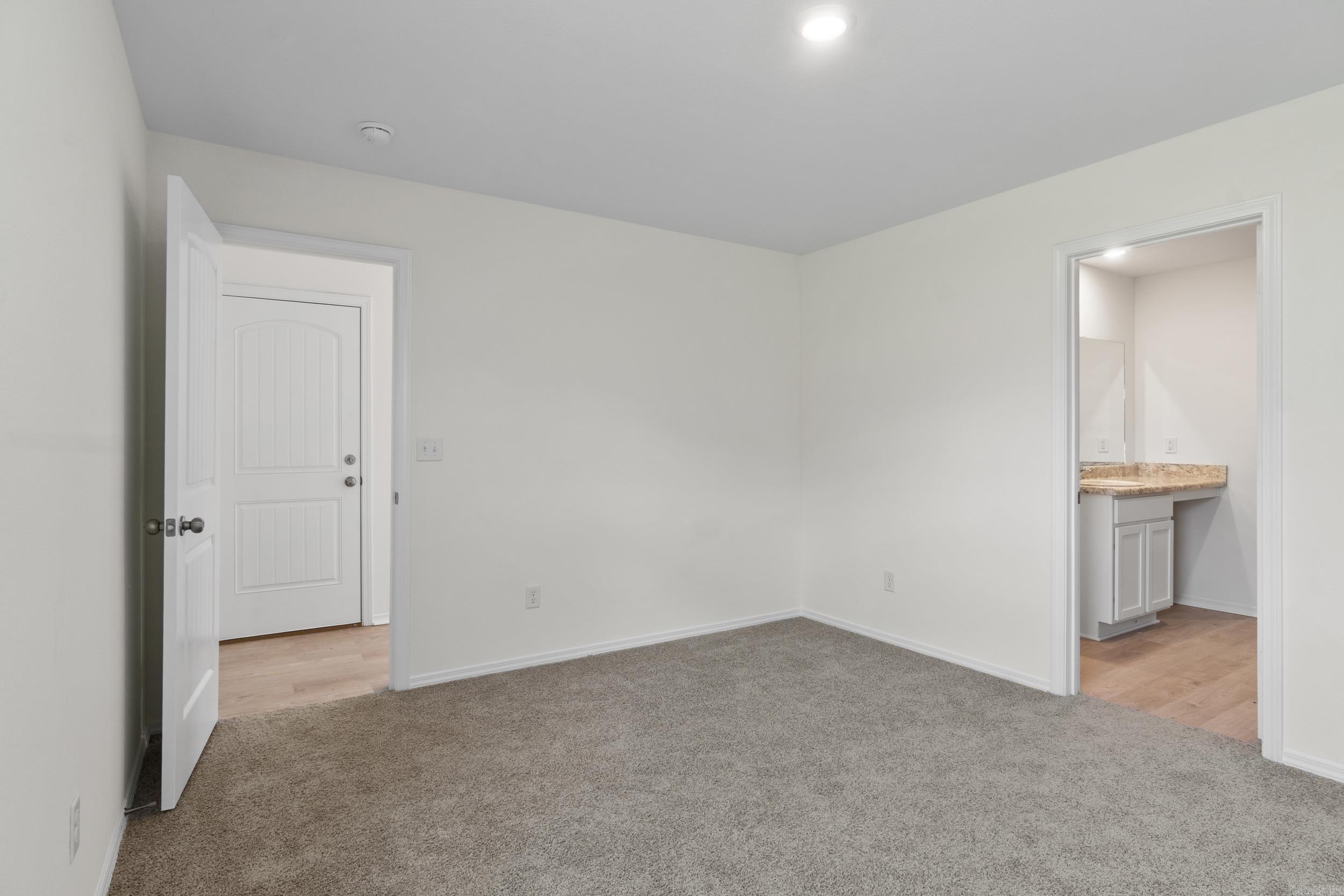 THE MEADOWS - Residential