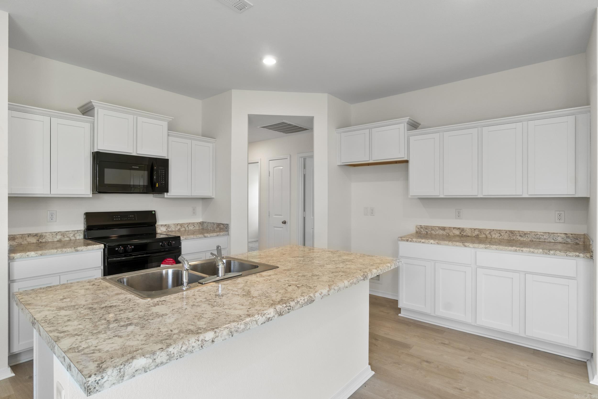 THE MEADOWS - Residential