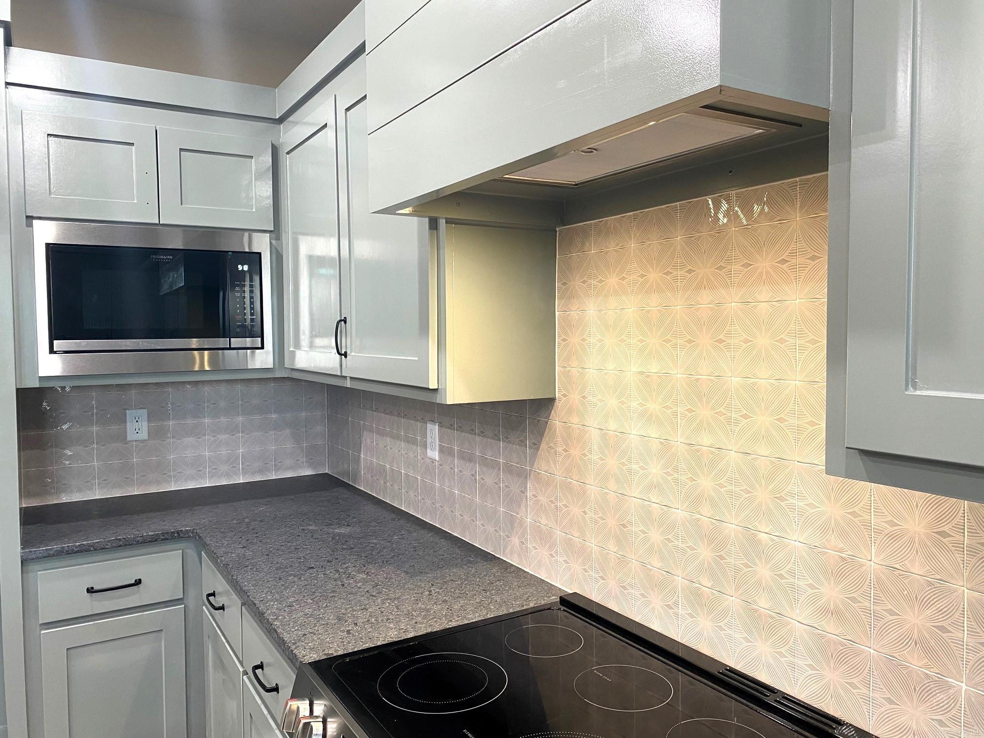 HIDDEN VALLEY ESTATES - Residential