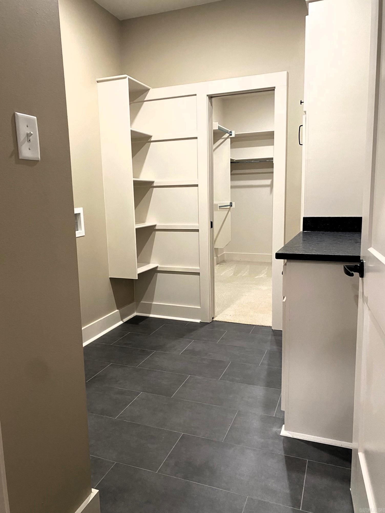 HIDDEN VALLEY ESTATES - Residential