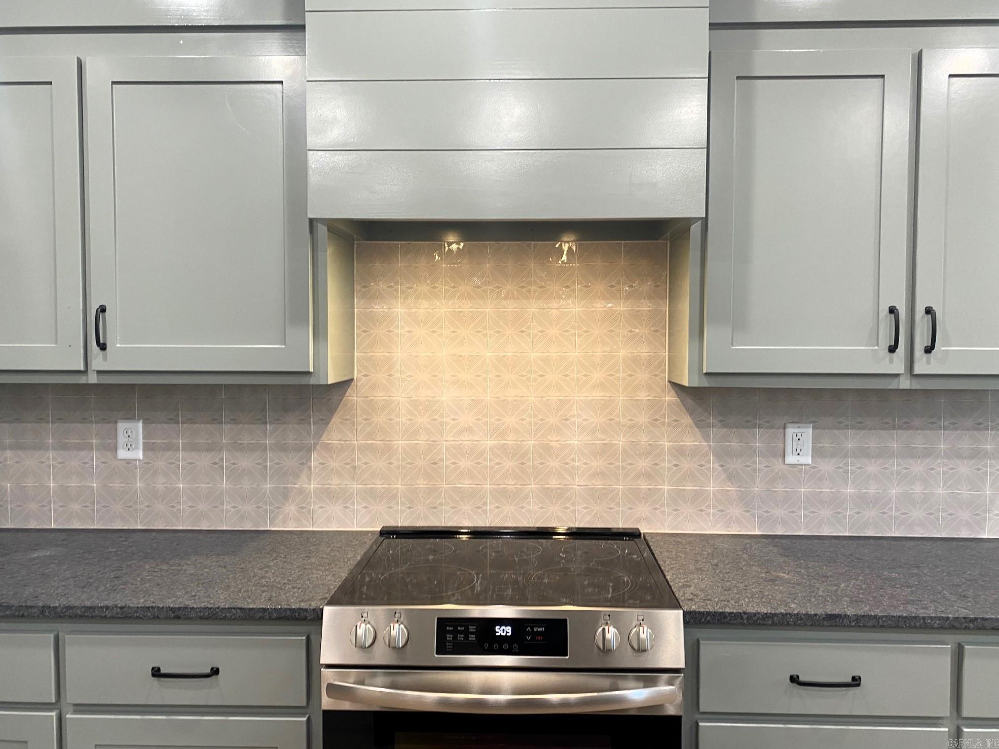 HIDDEN VALLEY ESTATES - Residential