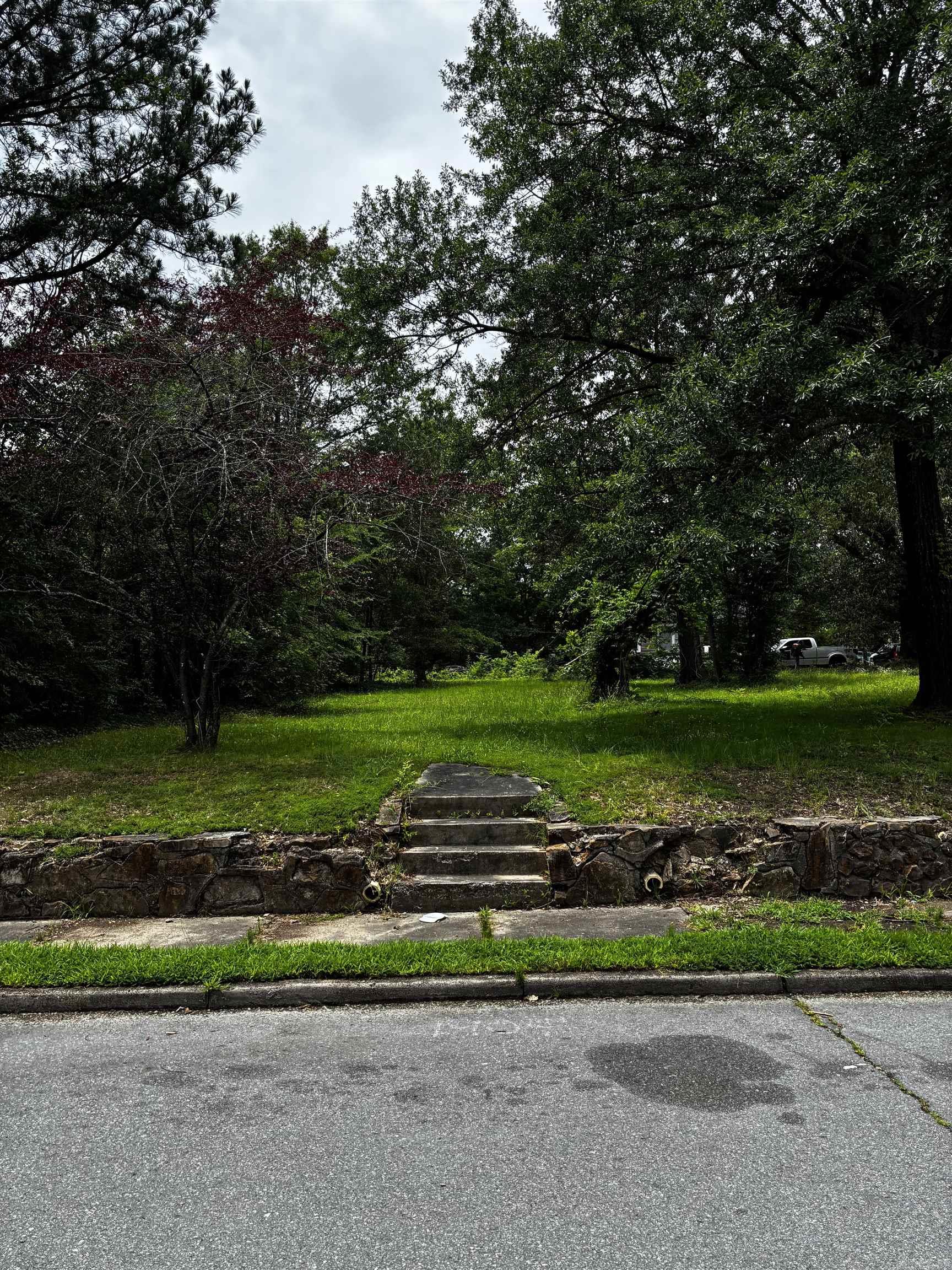 South Highland - Land