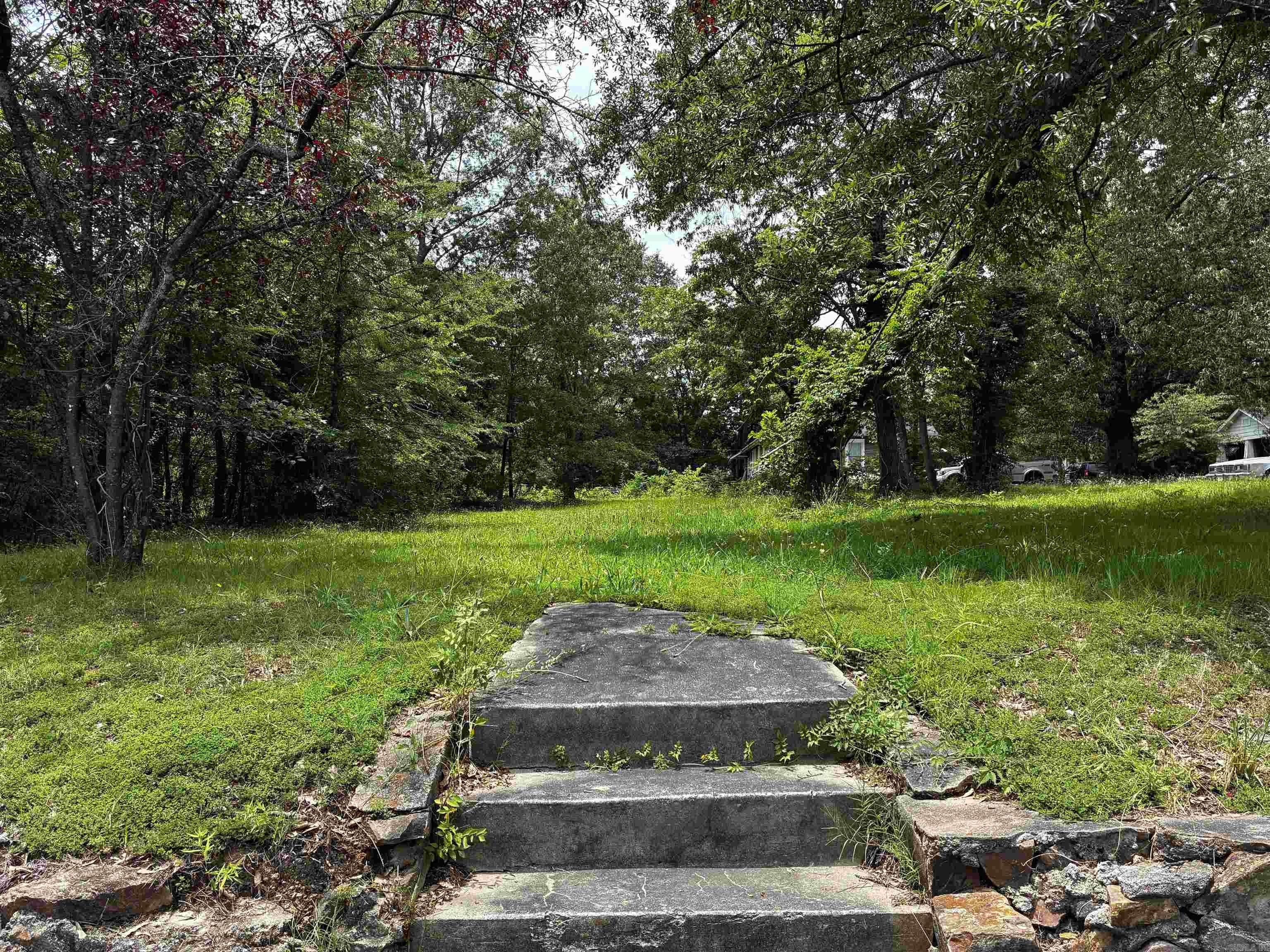 South Highland - Land