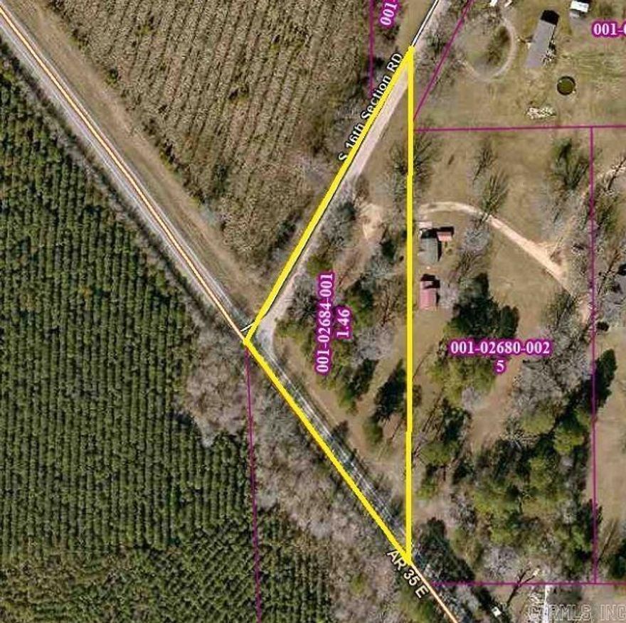 The Perfect country lot to build your dream home.  Lot has frontage to Hwy 35 & 16th Sec Rd.