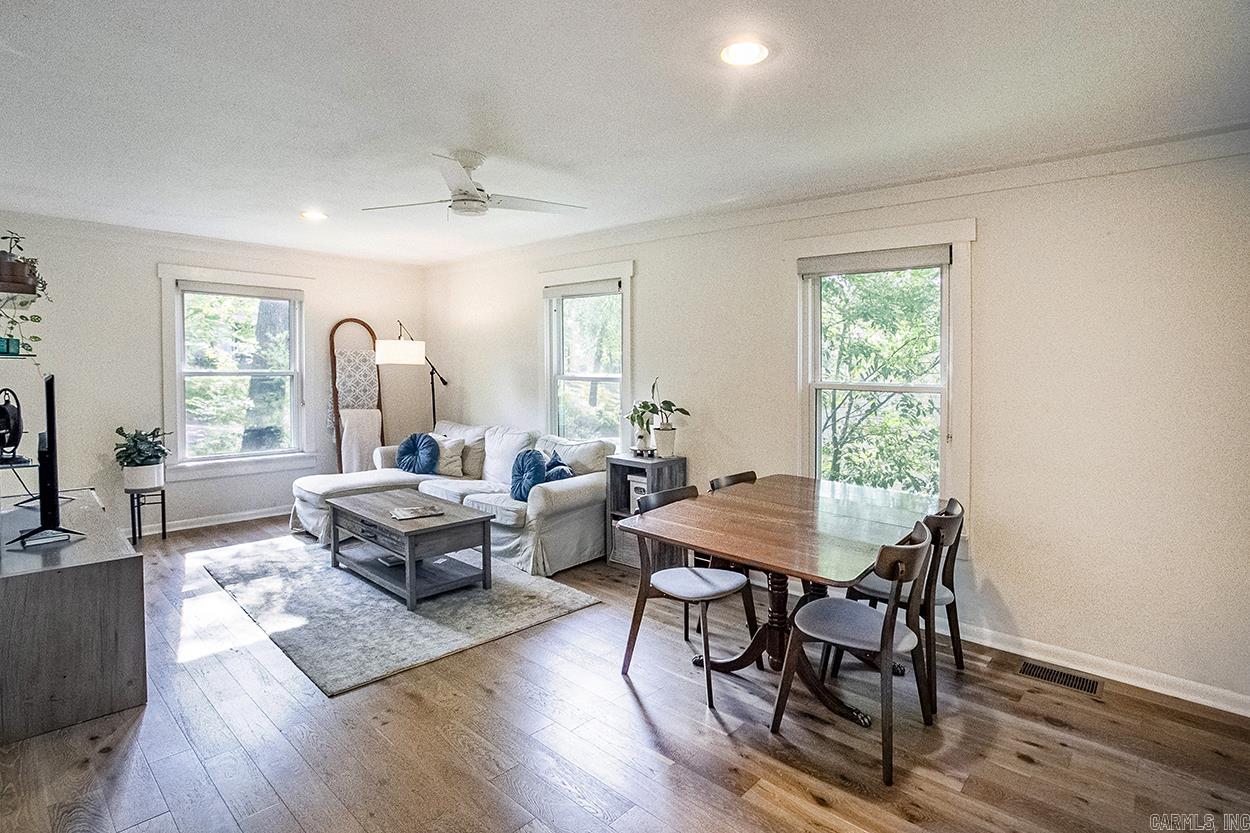 LINCOLN PARK - Residential