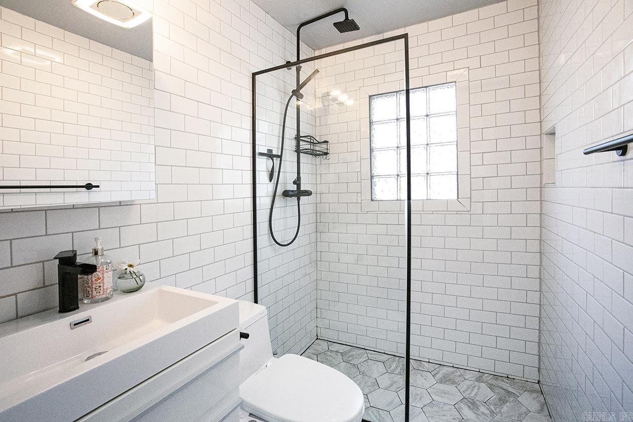 LINCOLN PARK - Residential