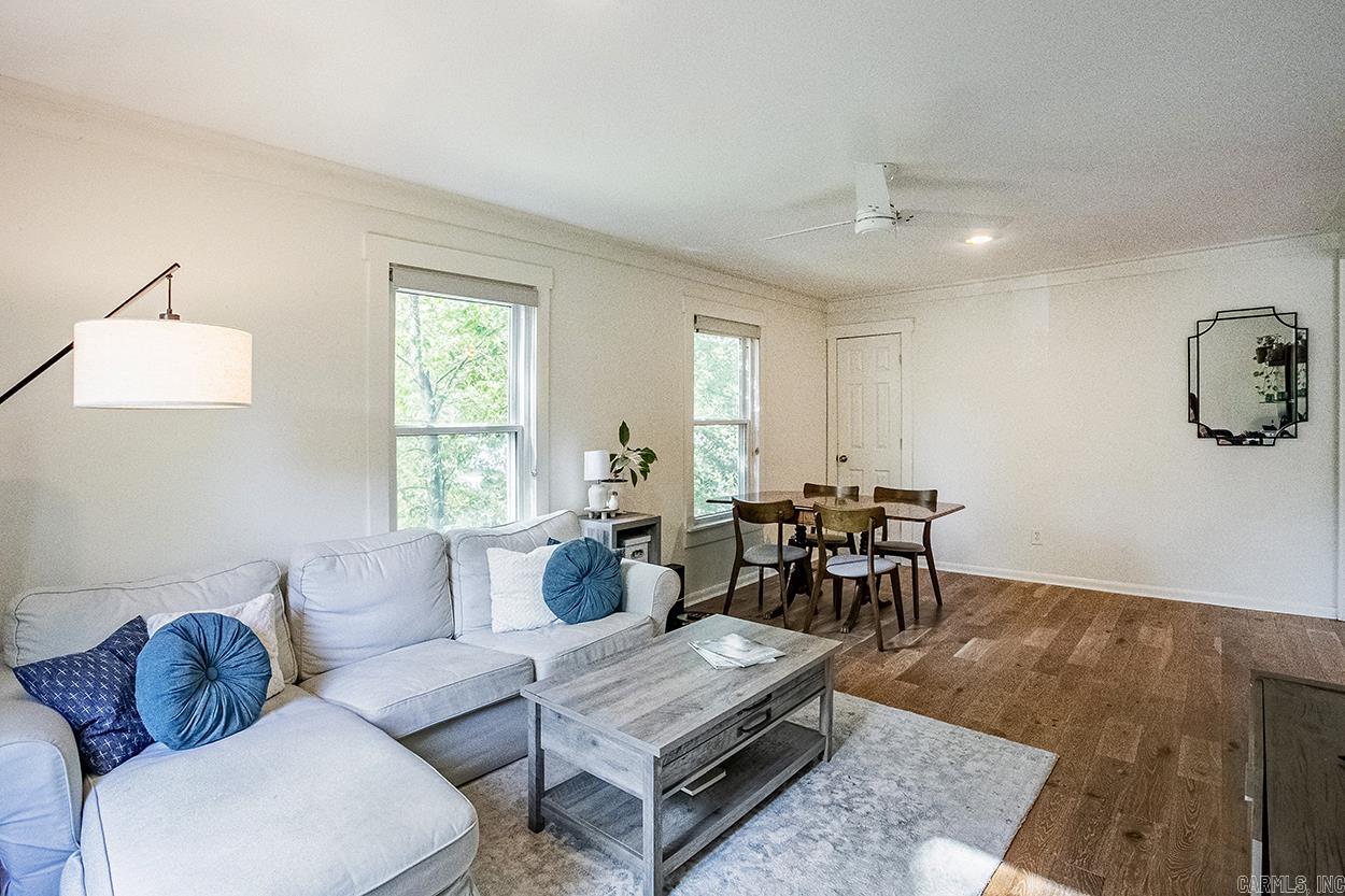 LINCOLN PARK - Residential