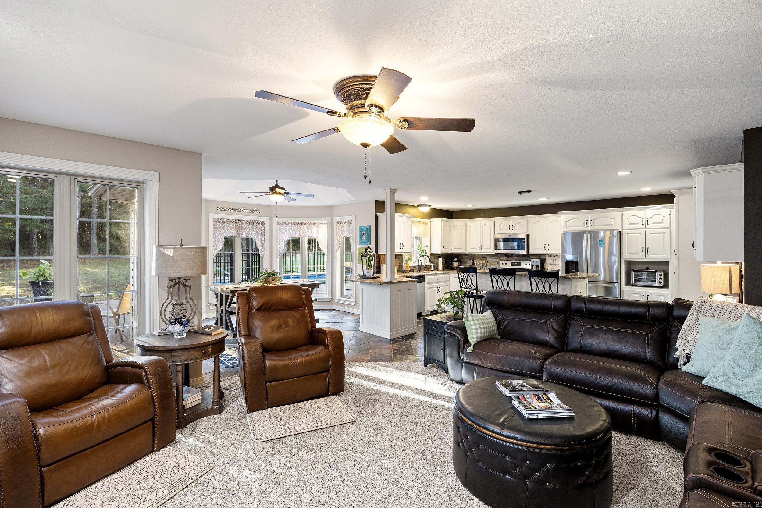 CLIFF & STREAM - Residential