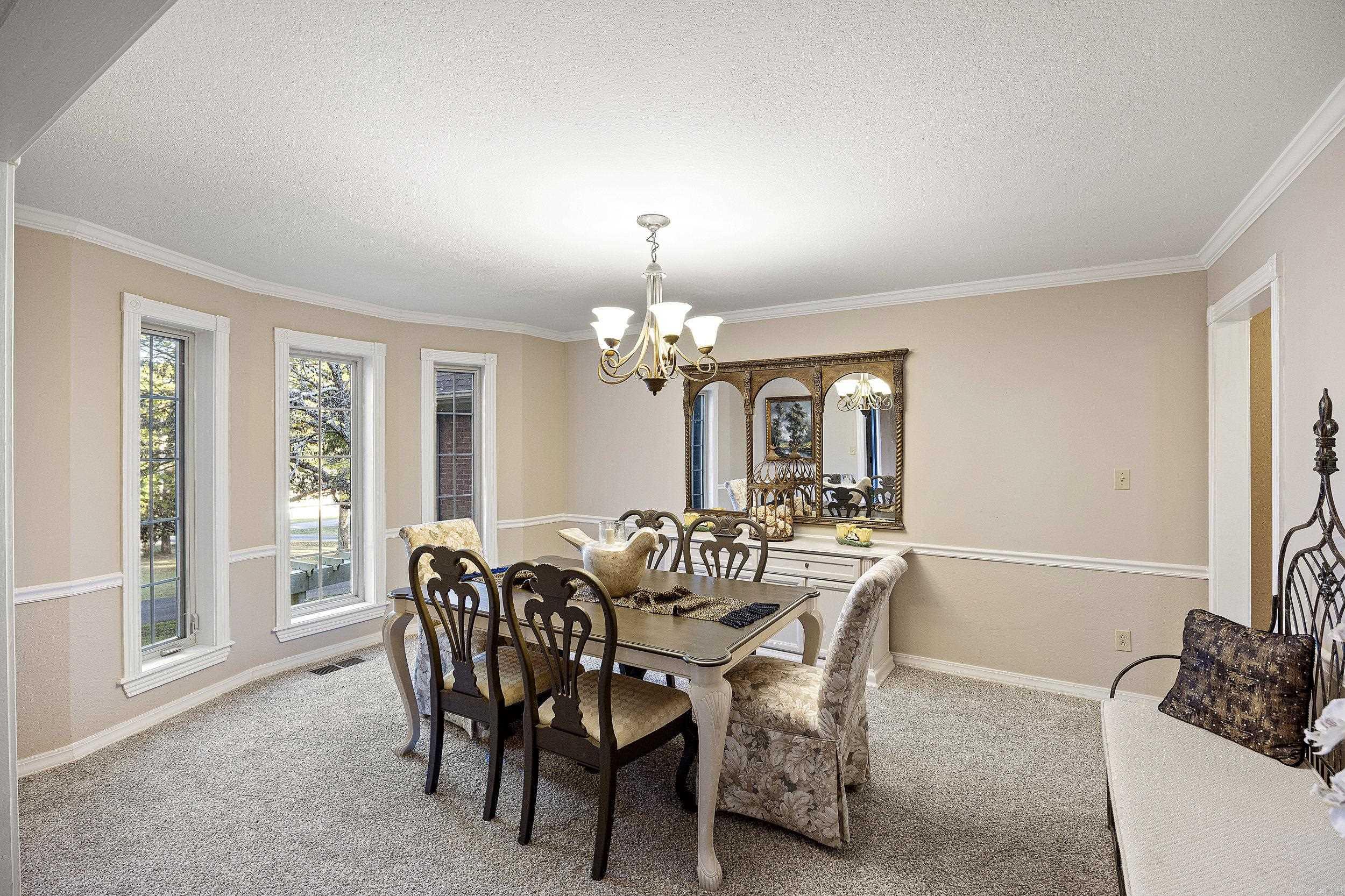 CLIFF & STREAM - Residential