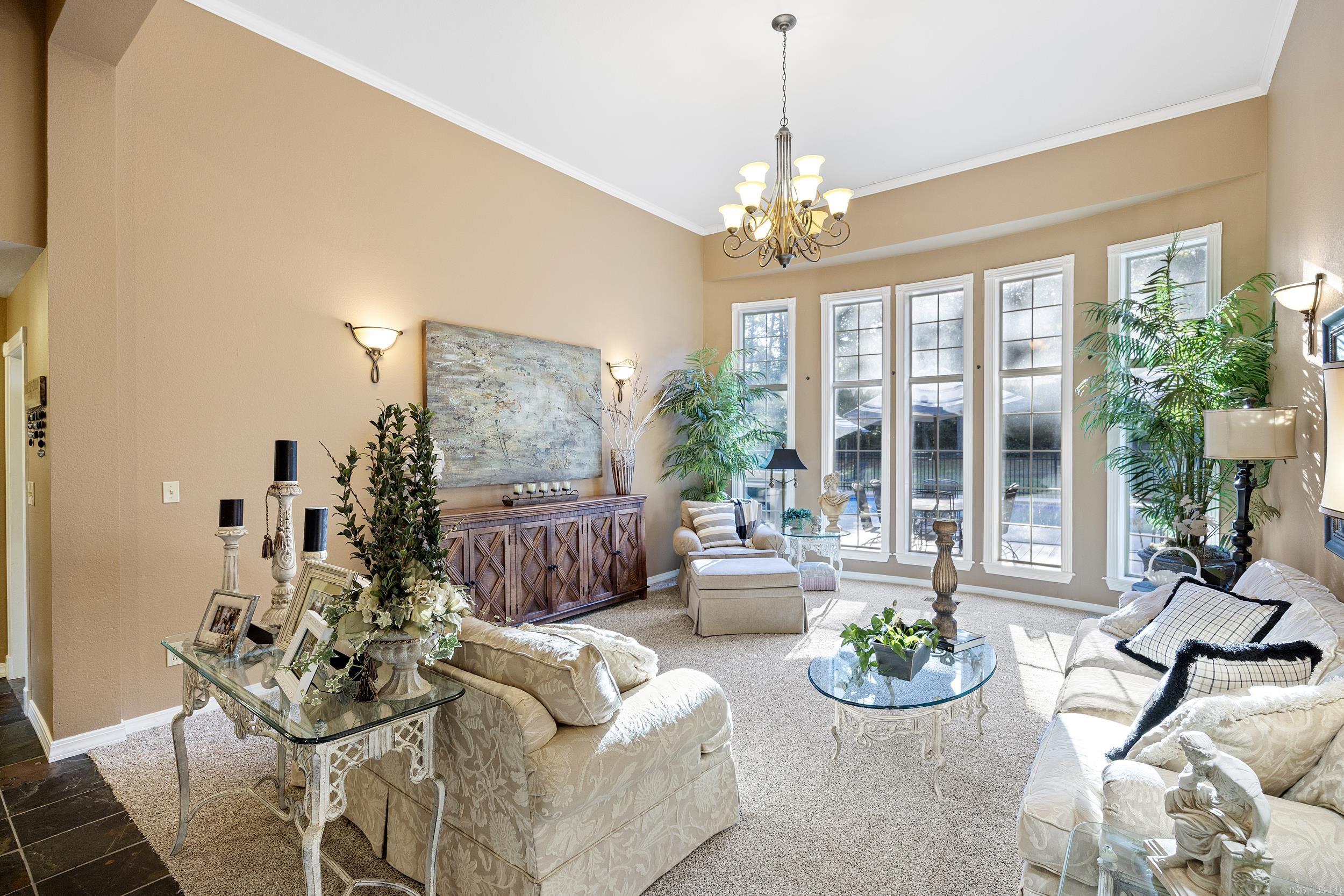 CLIFF & STREAM - Residential