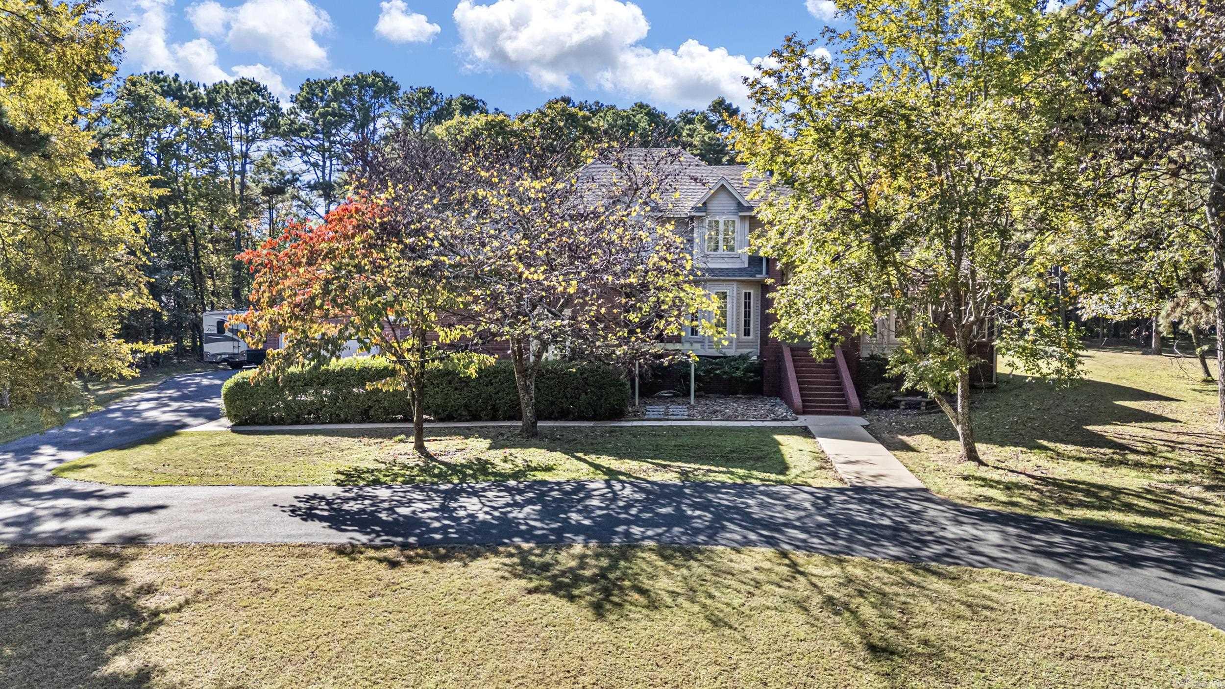 CLIFF & STREAM - Residential