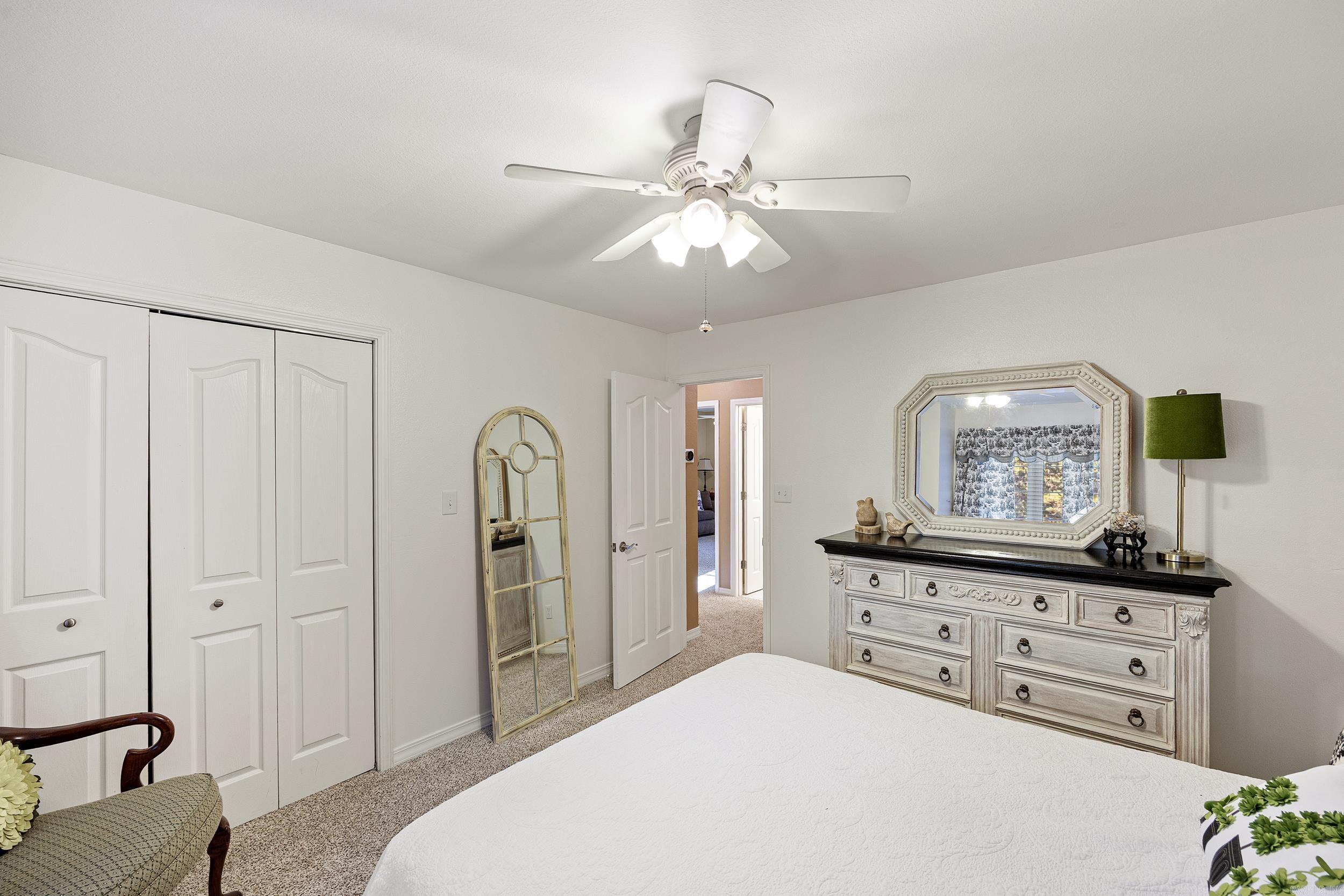 CLIFF & STREAM - Residential