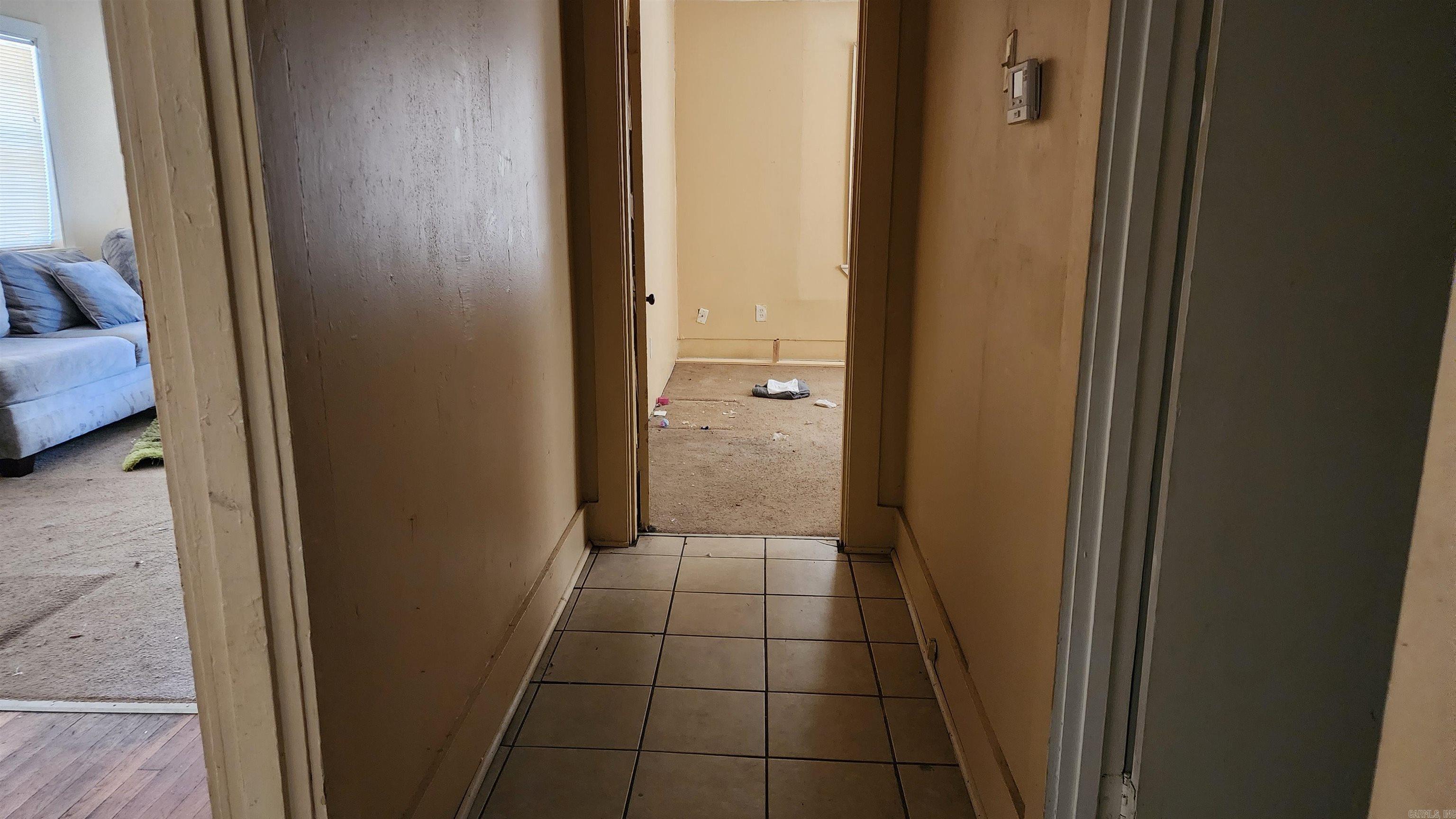 CHESTERFIELD SQUARE - Residential