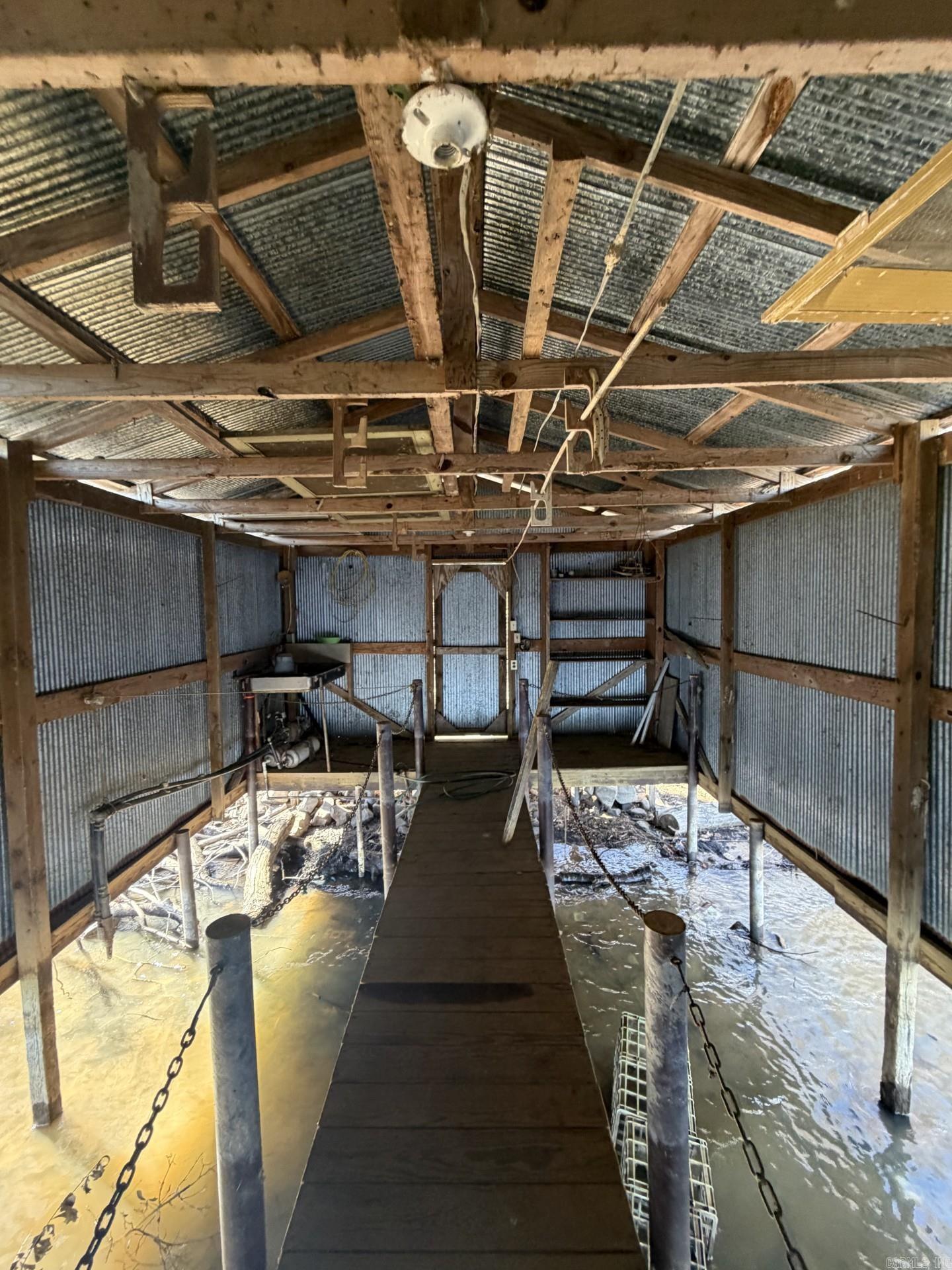 CAMP ACRES - Residential