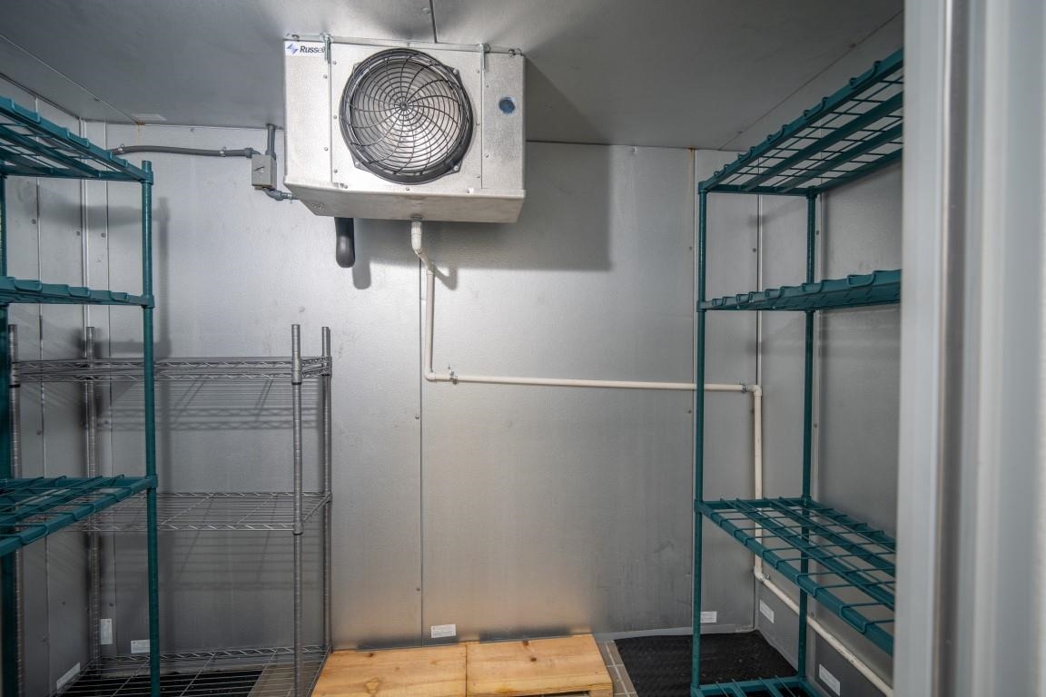 Metes & Bounds - Commercial Sale