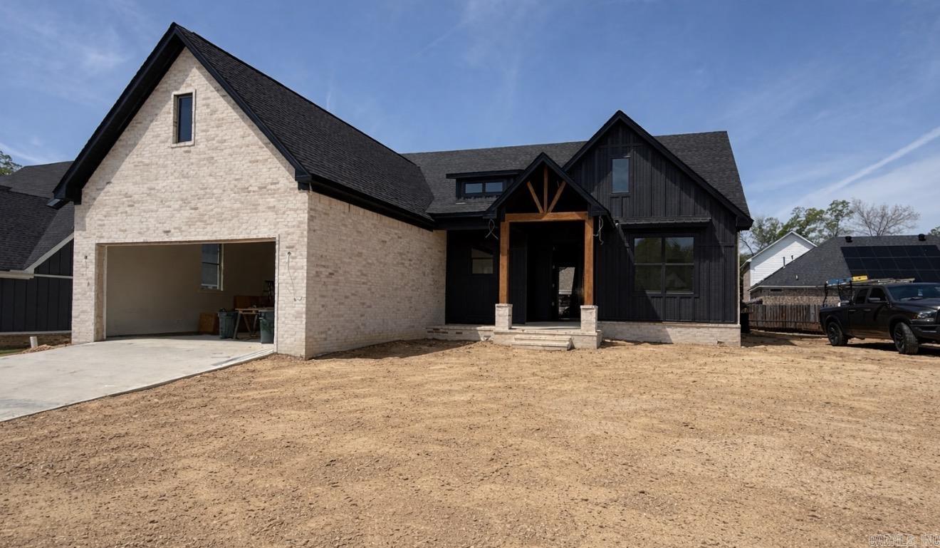 GRACE VILLAGE - Residential