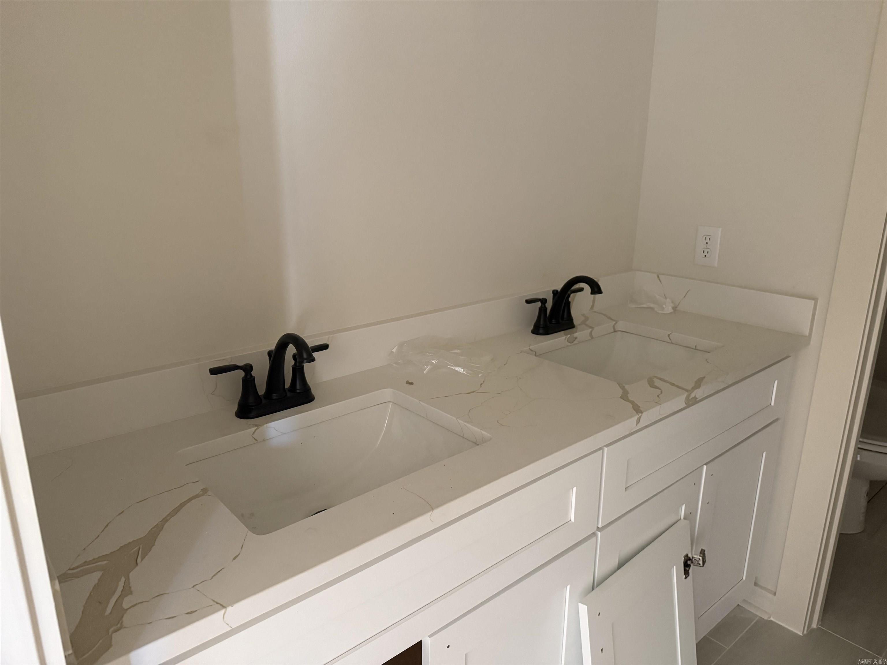 GRACE VILLAGE - Residential