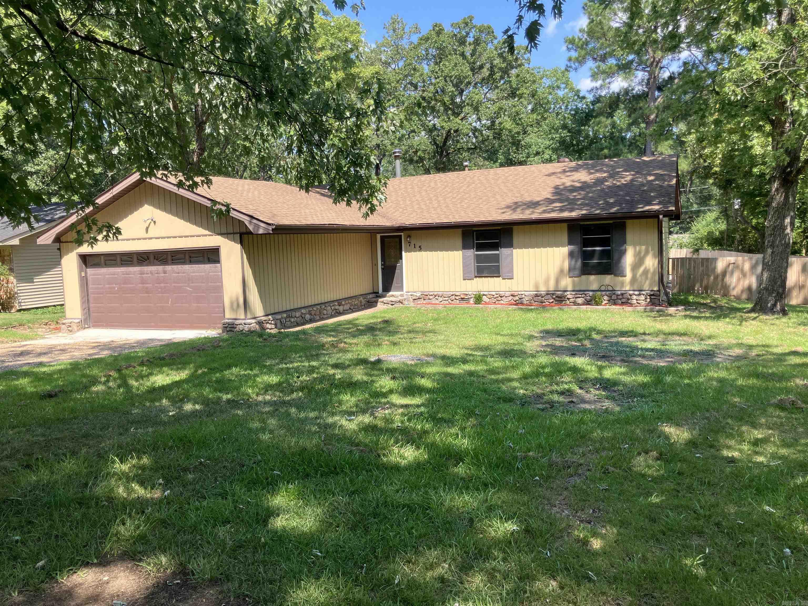 Has a POOL!!! Newly renovated home in a great neighborhood. Seller needs this one gone and is ready to make a deal. Text agent for lock box code. 501-398-3411