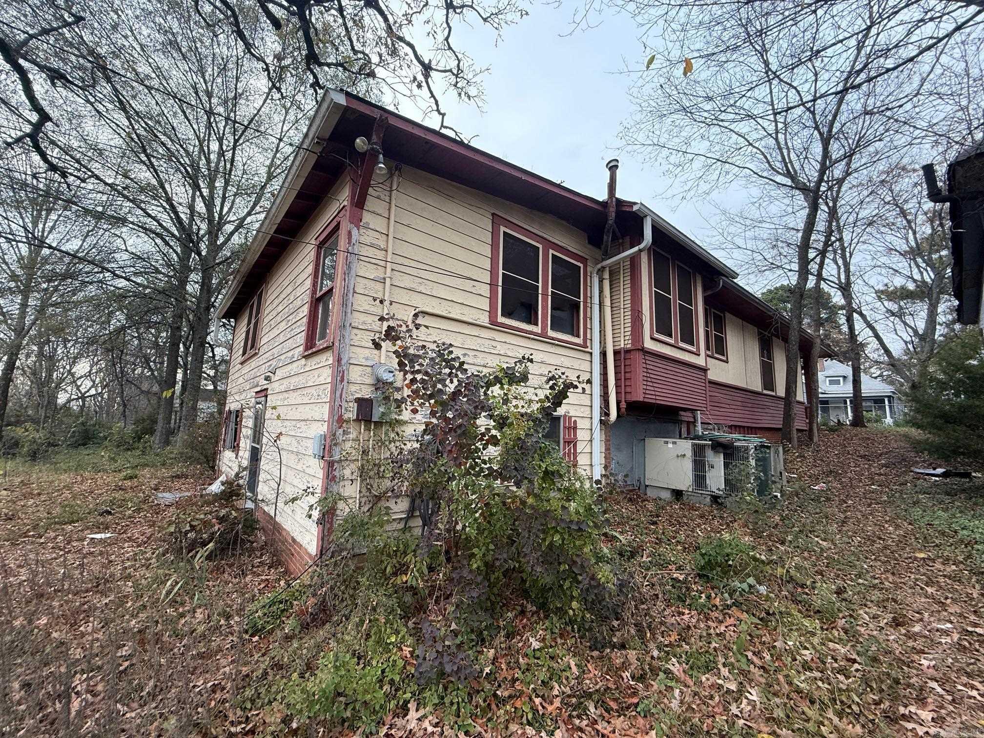 FOREST HILL - Residential