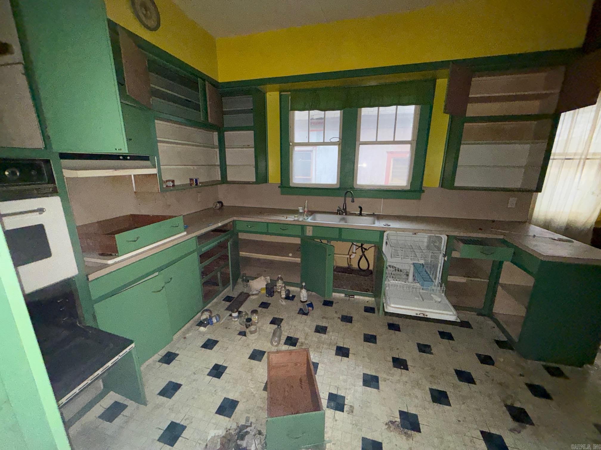 FOREST HILL - Residential