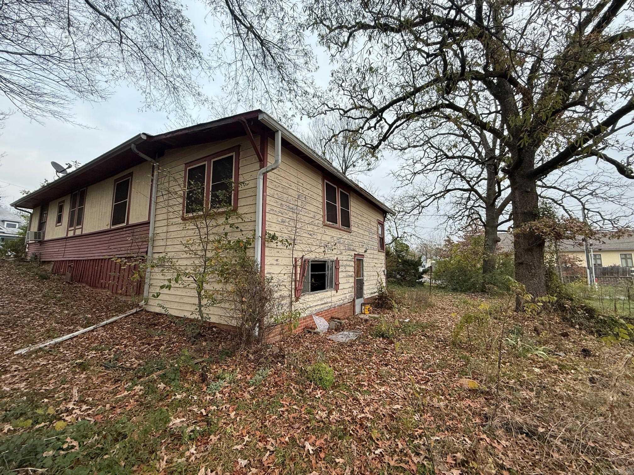 FOREST HILL - Residential