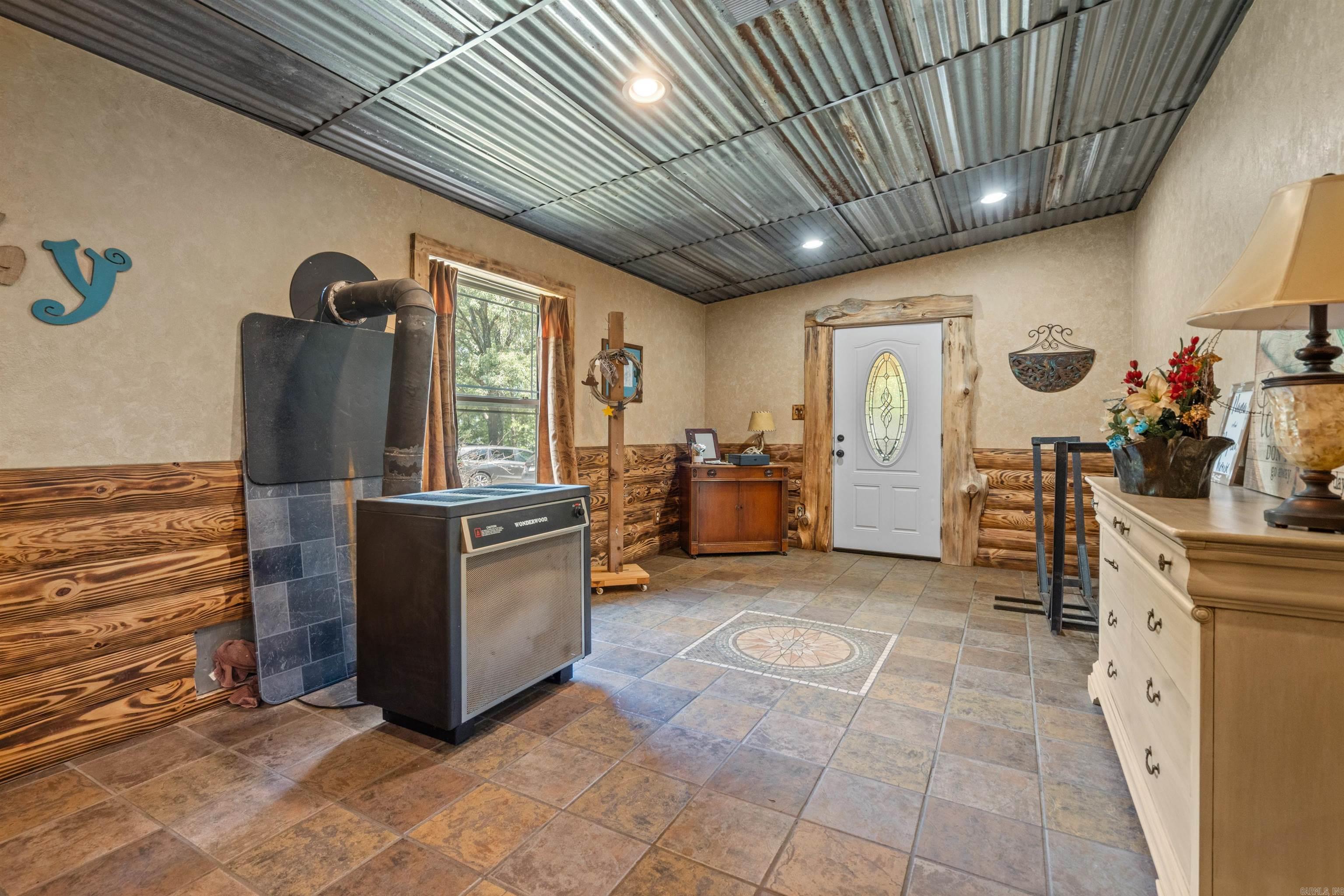 Metes & Bounds - Commercial Sale