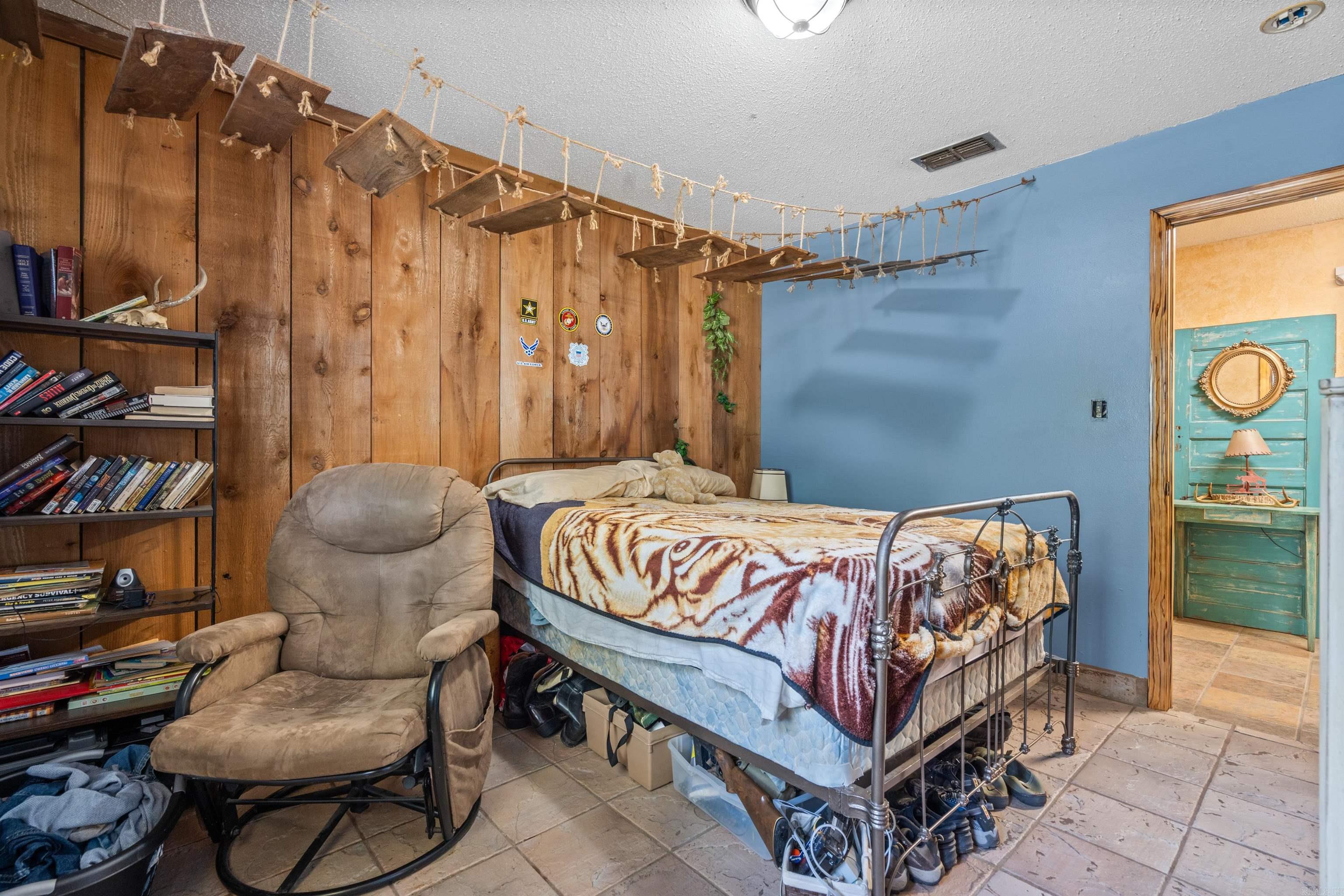 Metes & Bounds - Commercial Sale