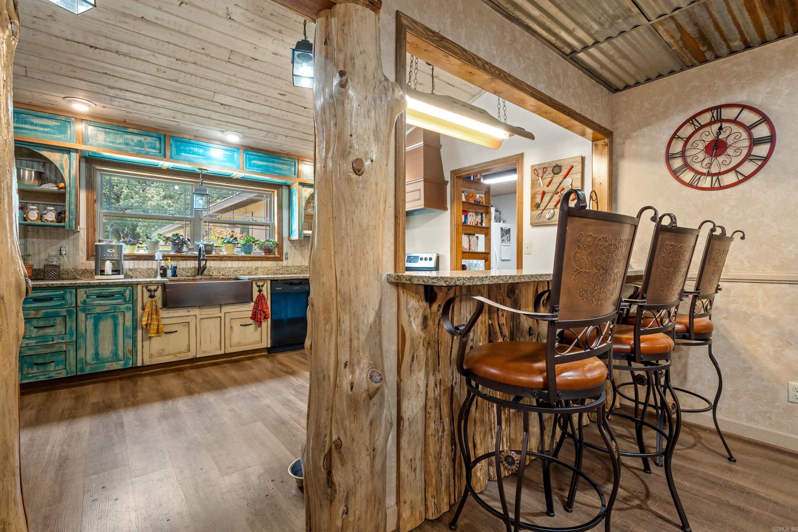 Metes & Bounds - Commercial Sale