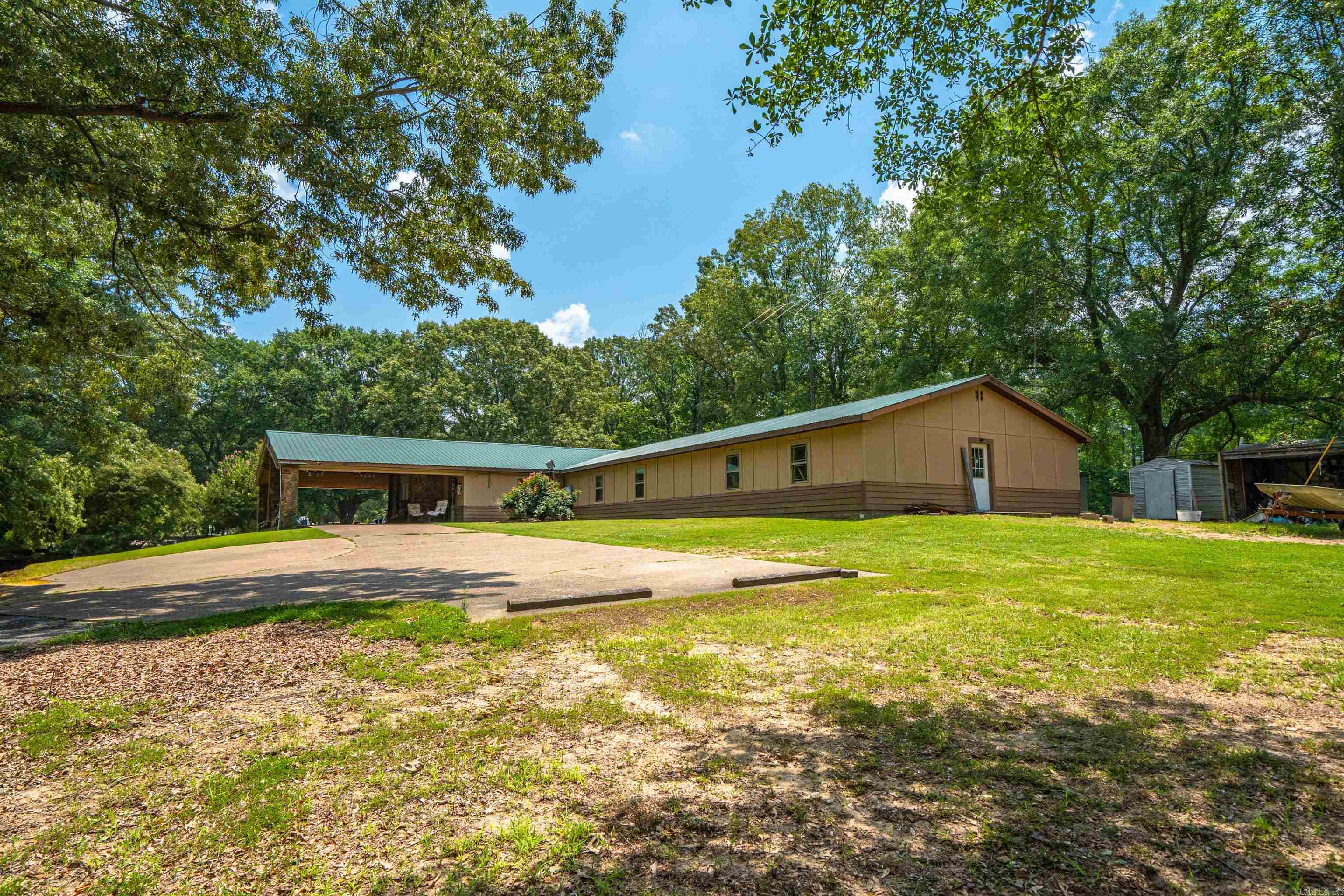 Metes & Bounds - Commercial Sale