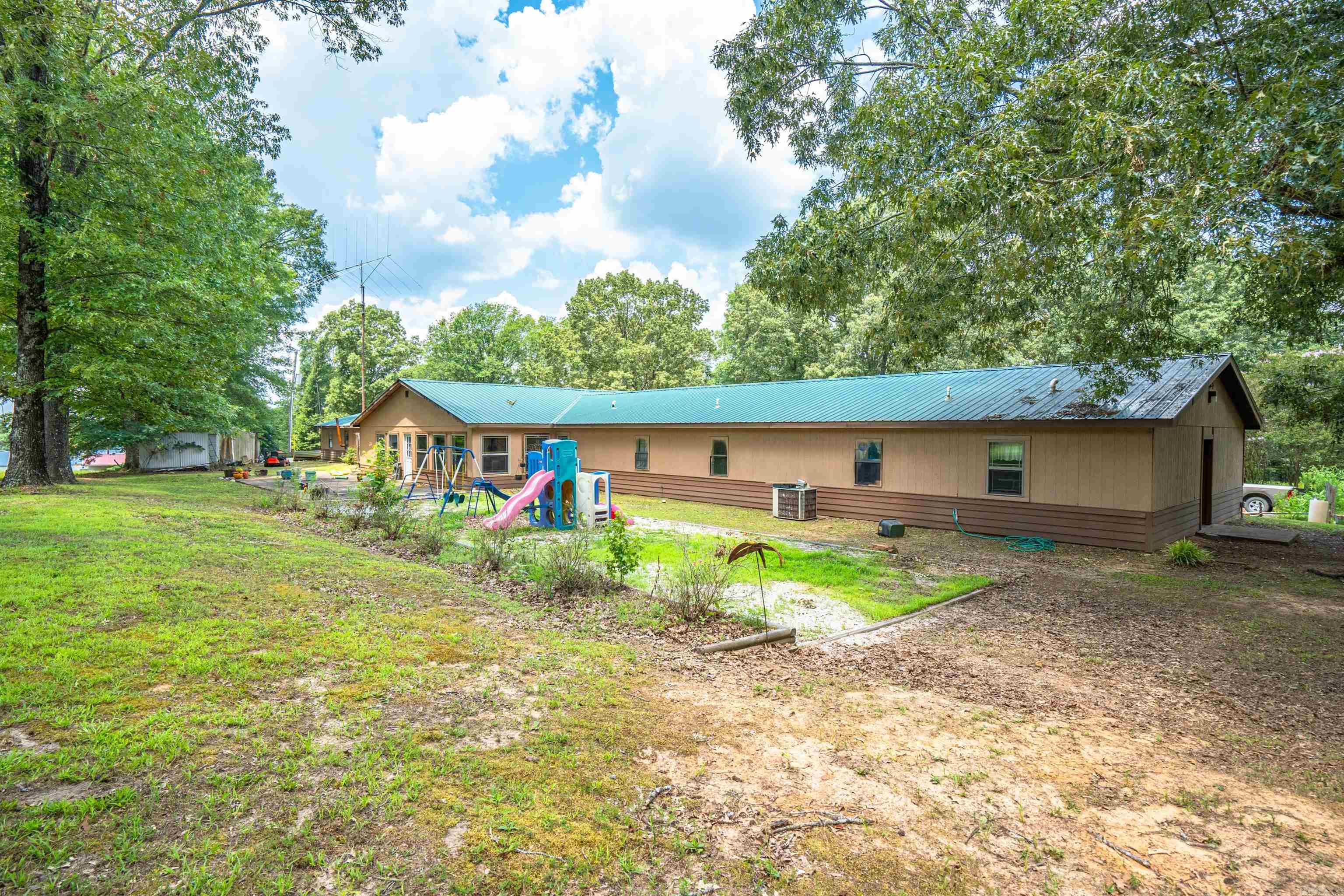 Metes & Bounds - Commercial Sale