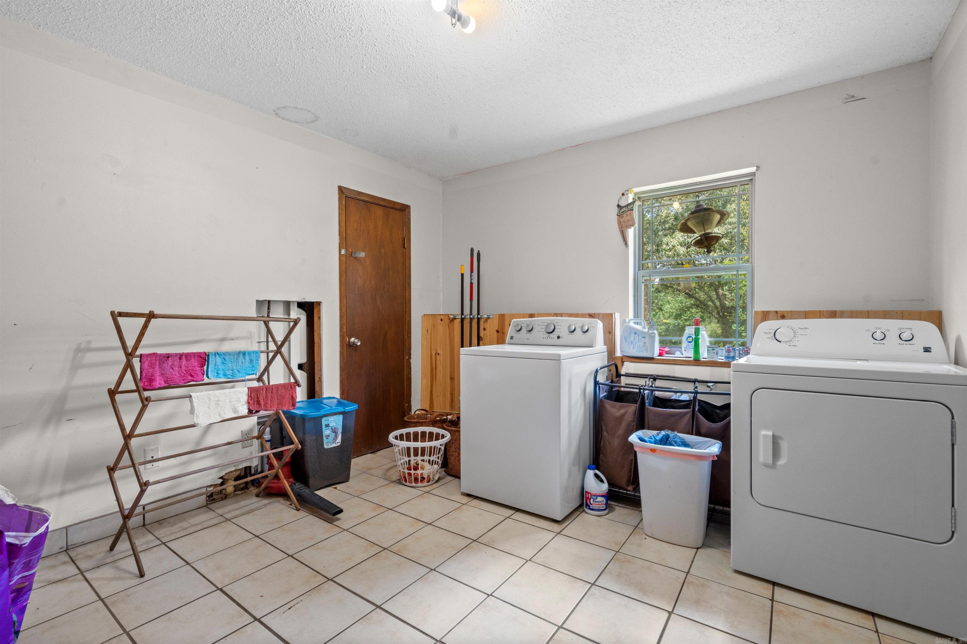 Metes & Bounds - Commercial Sale