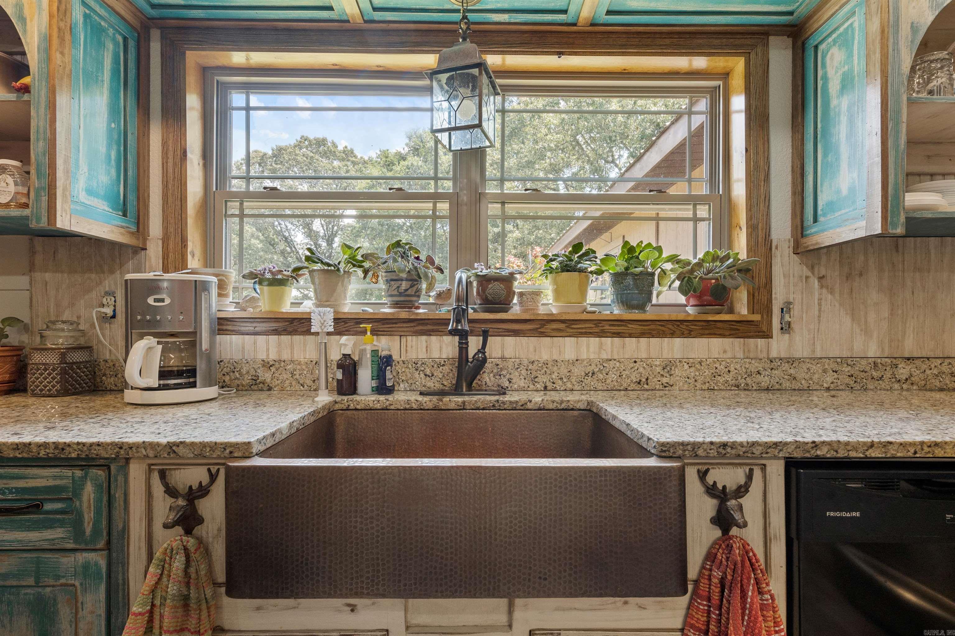 Metes & Bounds - Commercial Sale