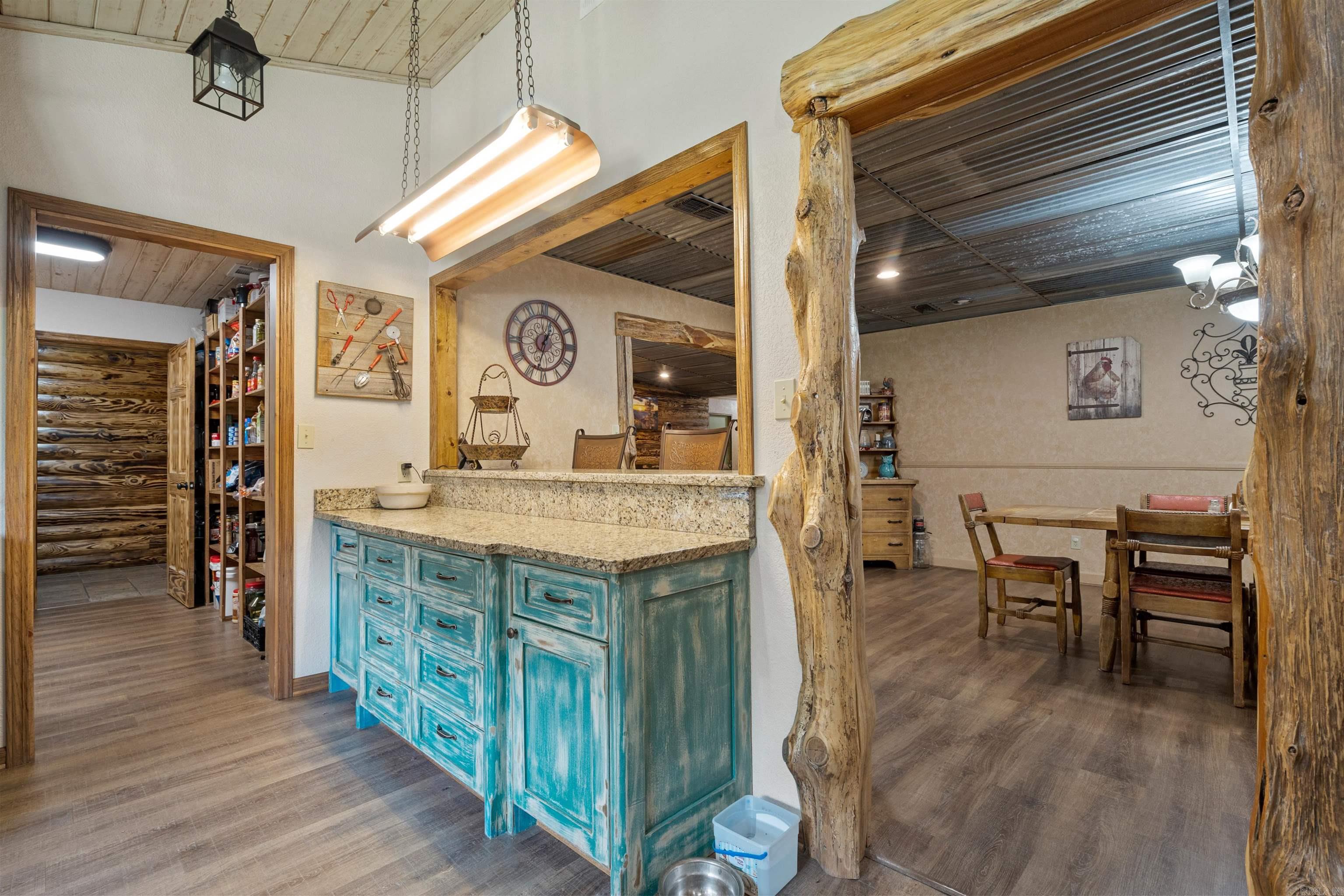 Metes & Bounds - Commercial Sale