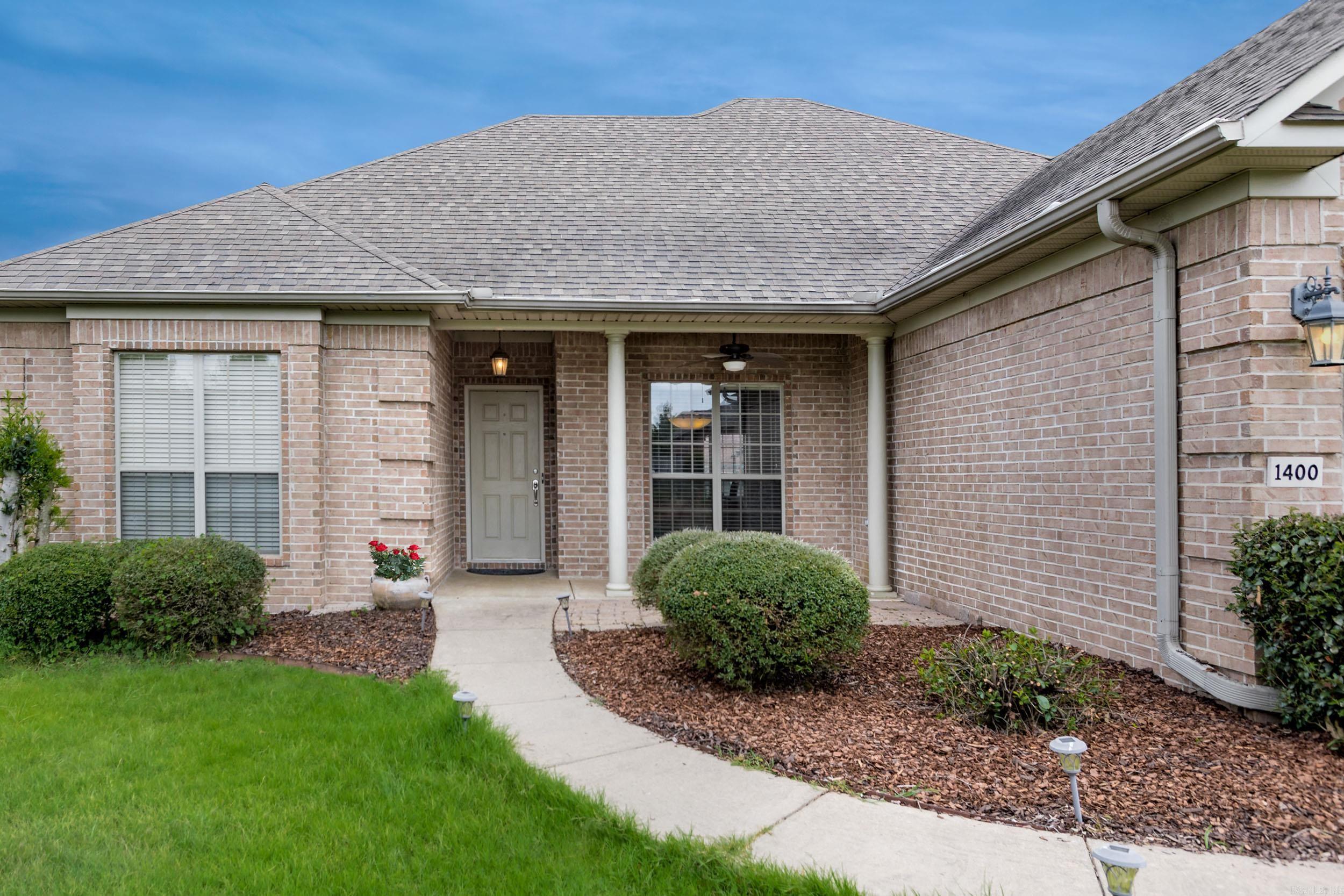 SOUTH WIND - Residential